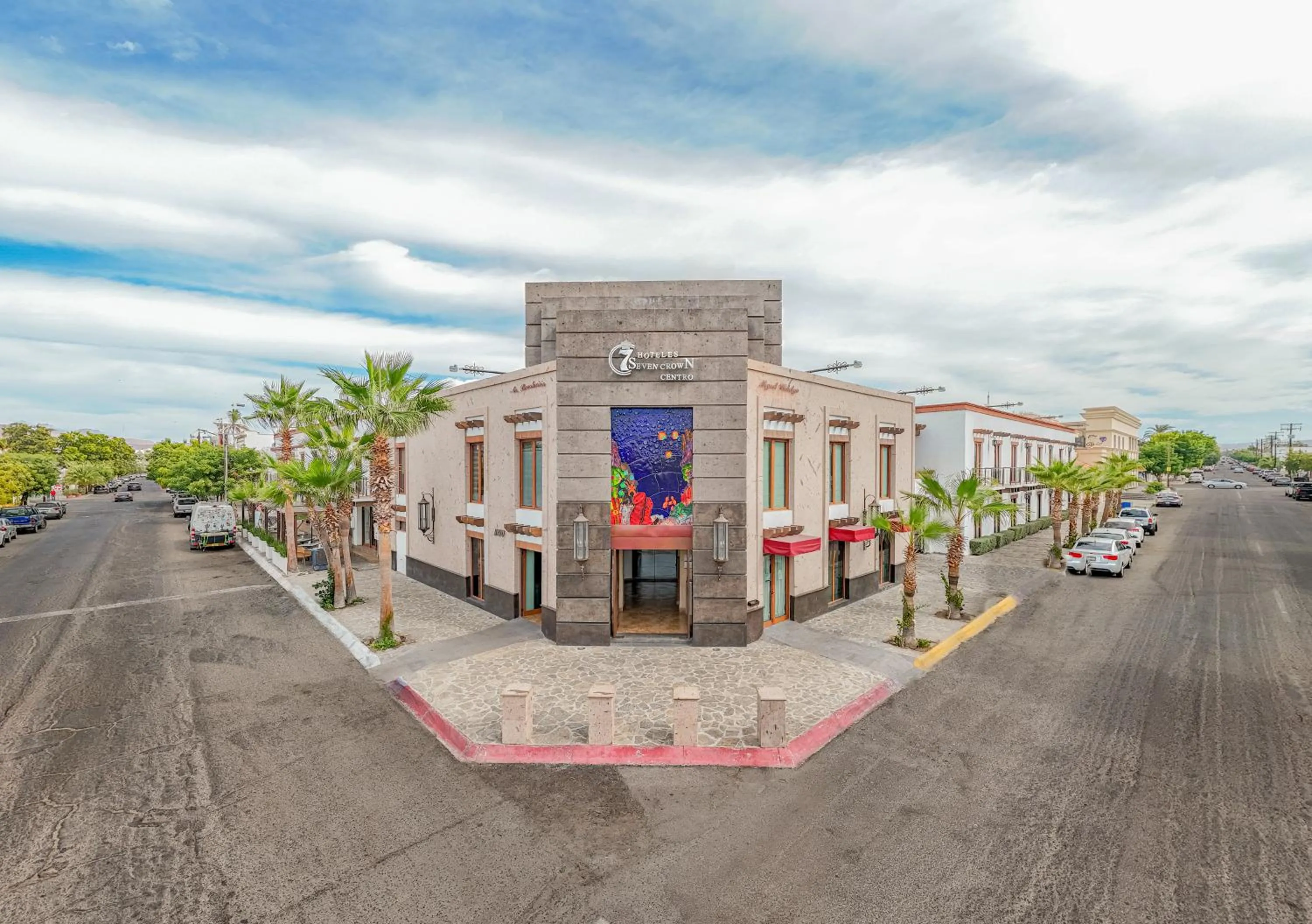 Property building in Seven Crown La Paz Centro Historico