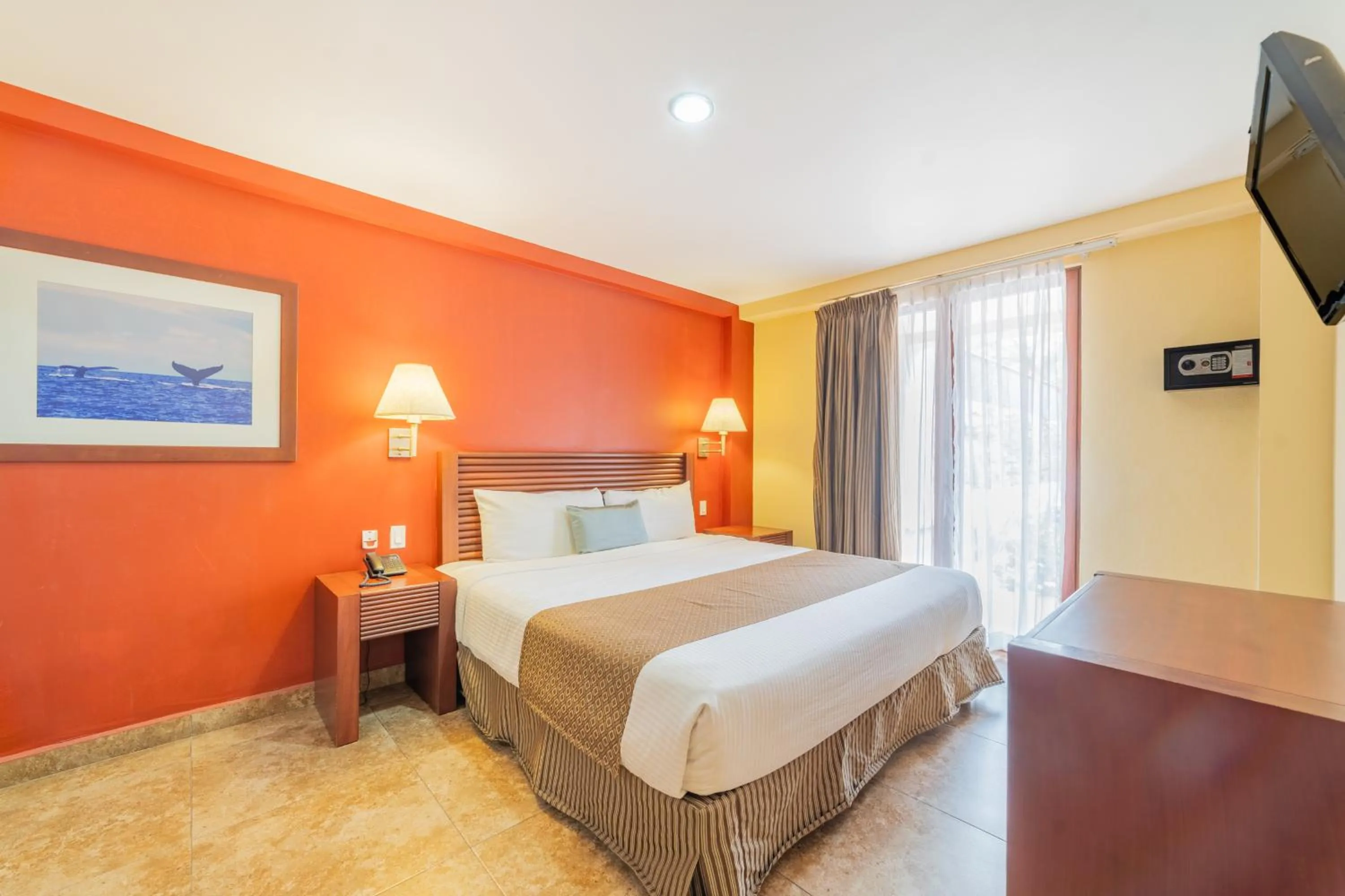 Photo of the whole room, Bed in Seven Crown La Paz Centro Historico