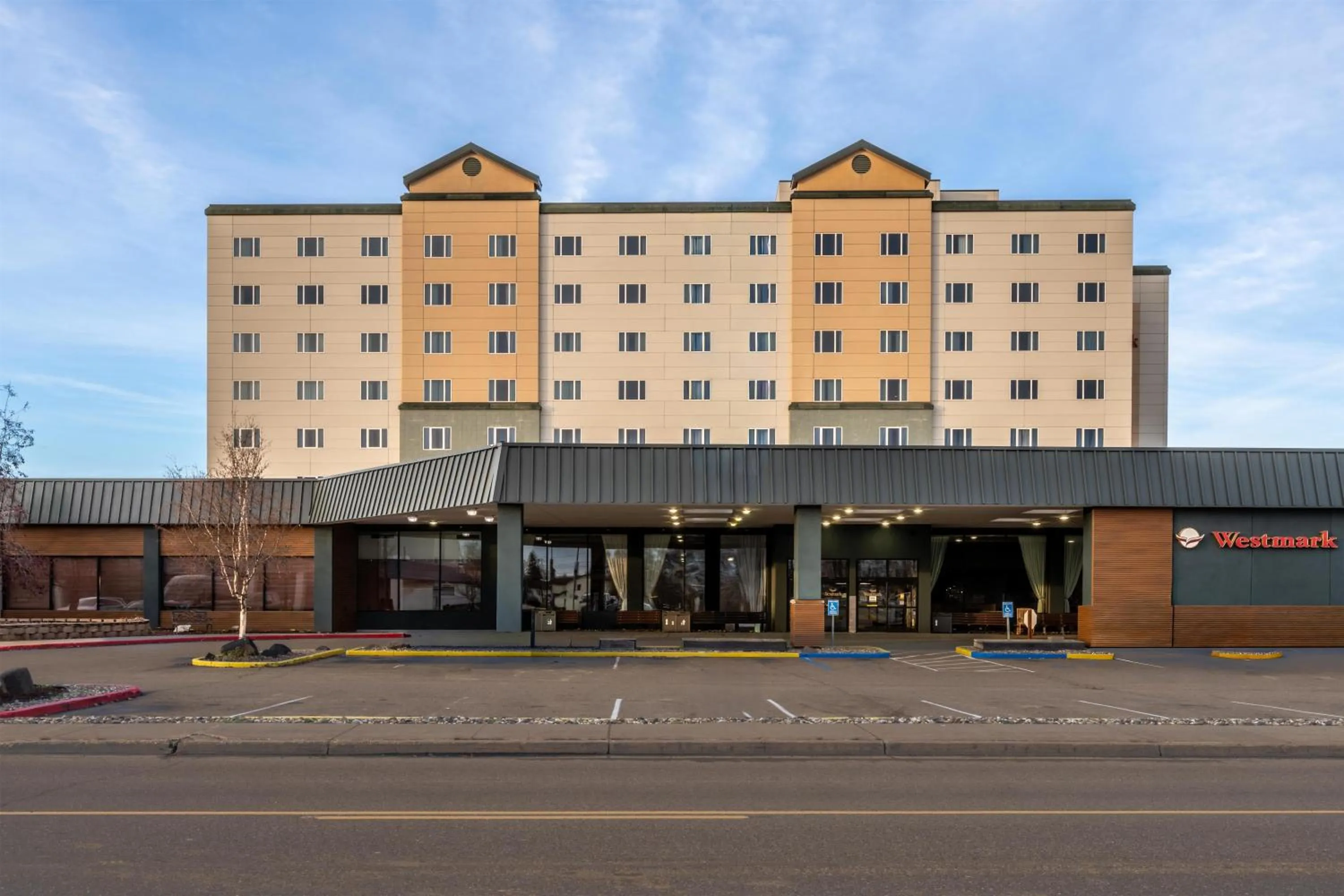 Property building in Westmark Fairbanks Hotel and Conference Center
