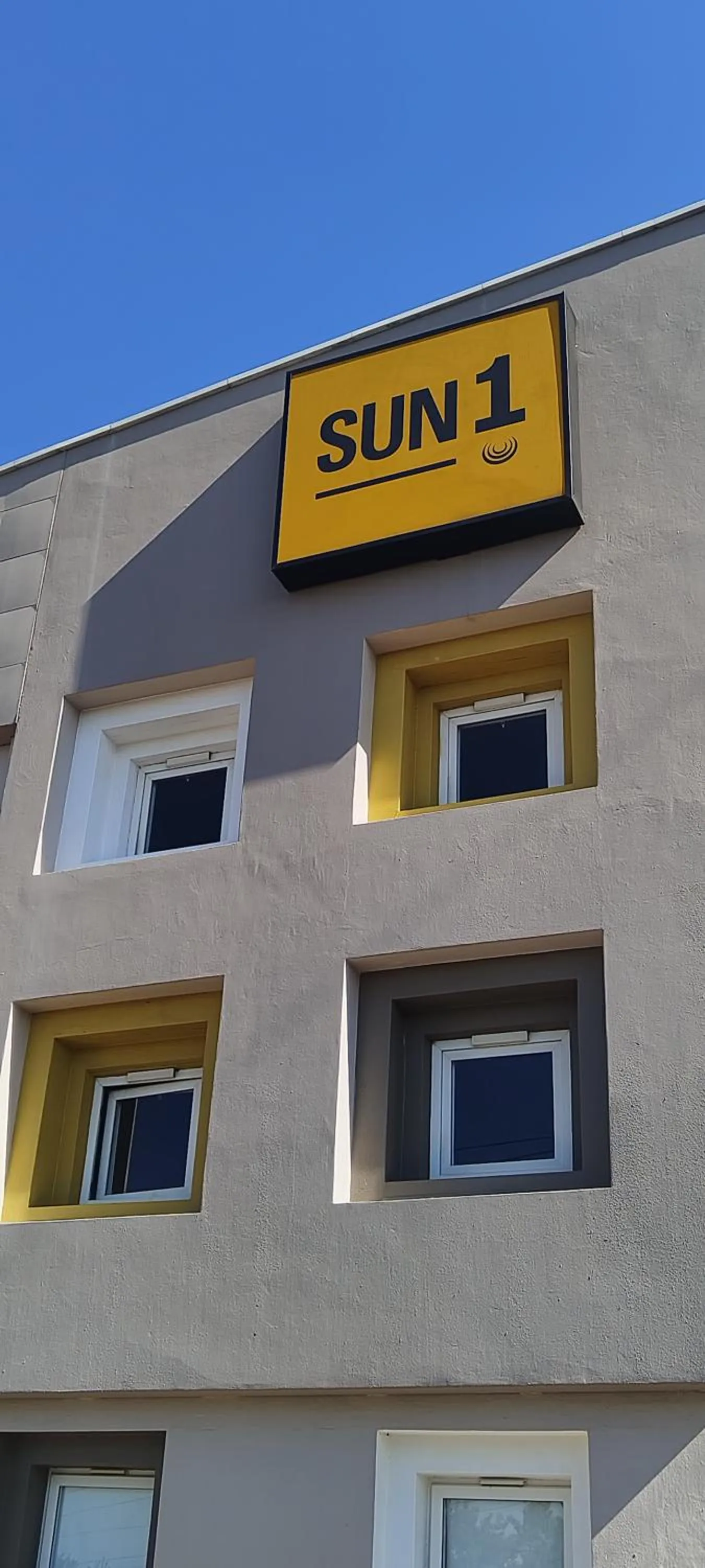 Property building in SUN1 ALBERTON