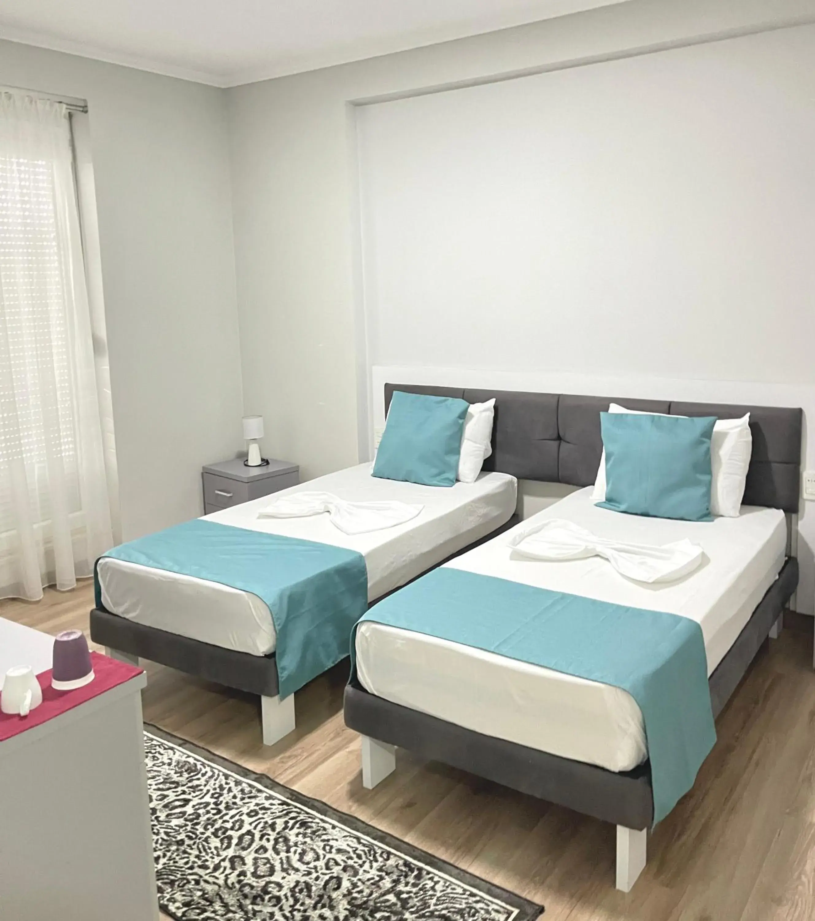 Budget Double or Twin Room - single occupancy in Hotel New York Budget Double or Twin Room - single occupancy in Hotel New York
