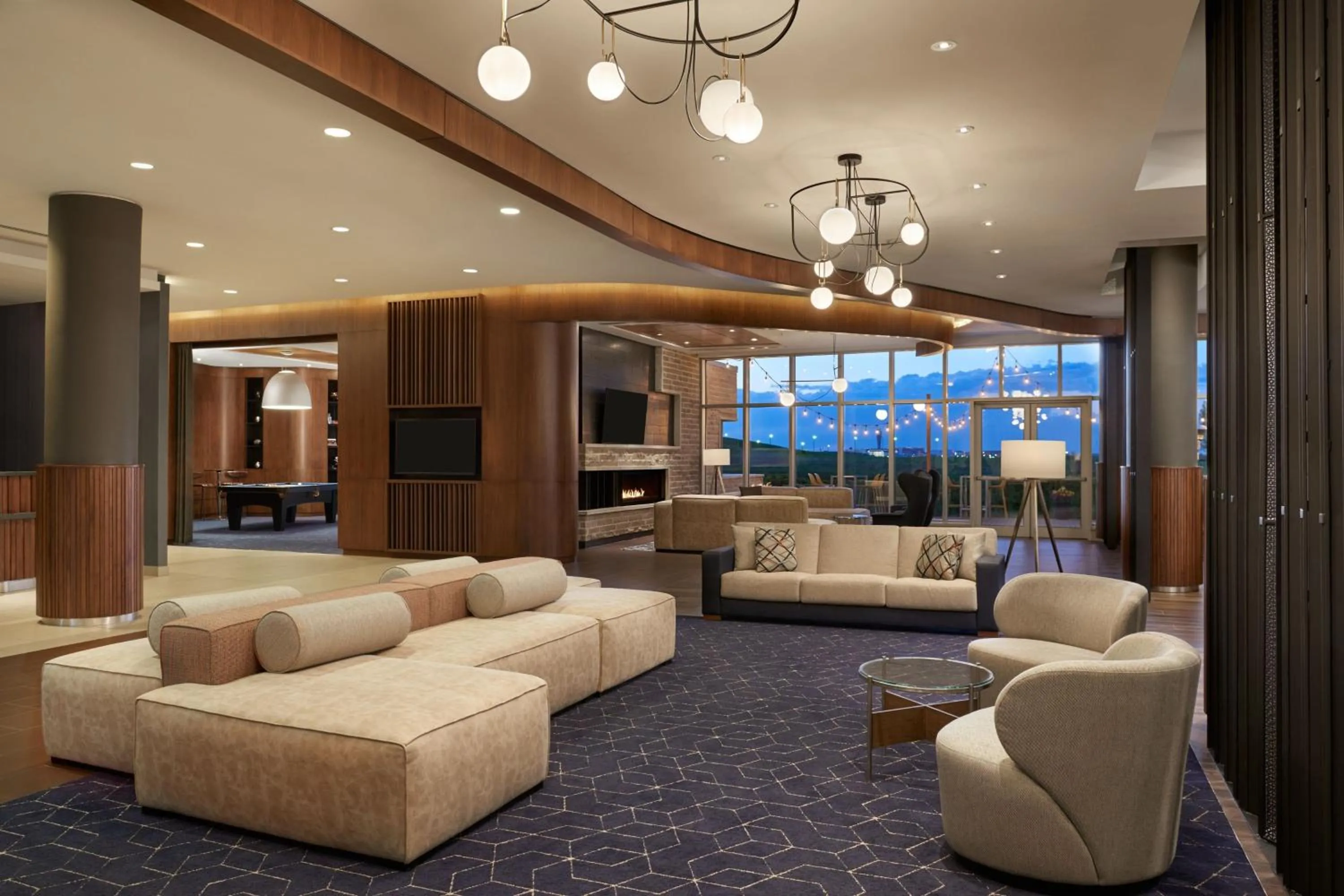 Lobby or reception in Courtyard by Marriott Calgary Airport