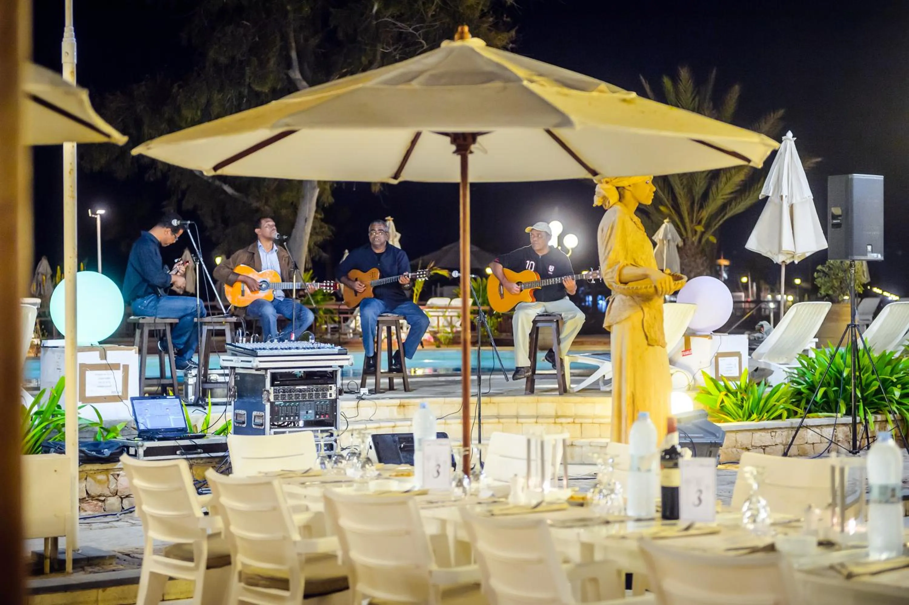 Entertainment in Hotel Morabeza