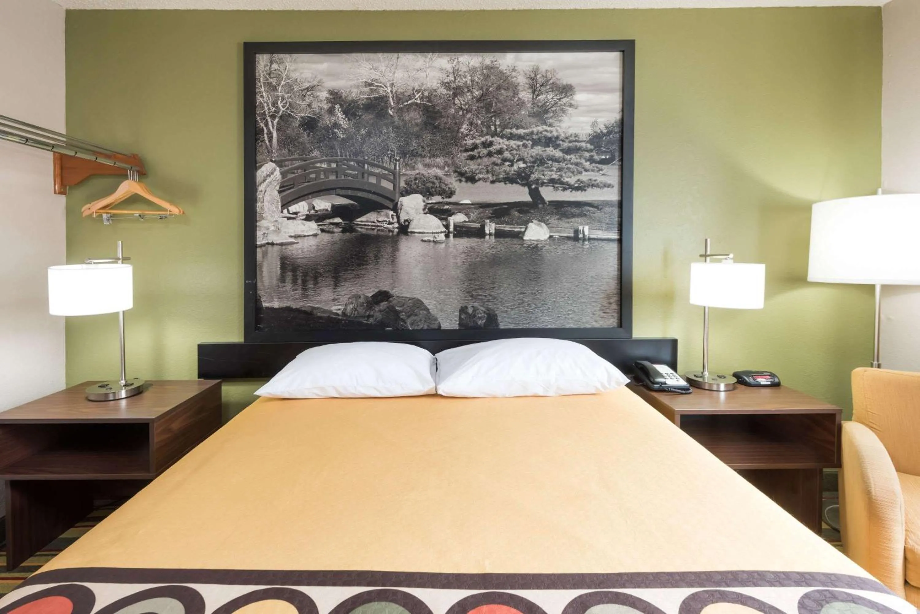 Photo of the whole room, Bed in Super 8 by Wyndham Bloomington Normal