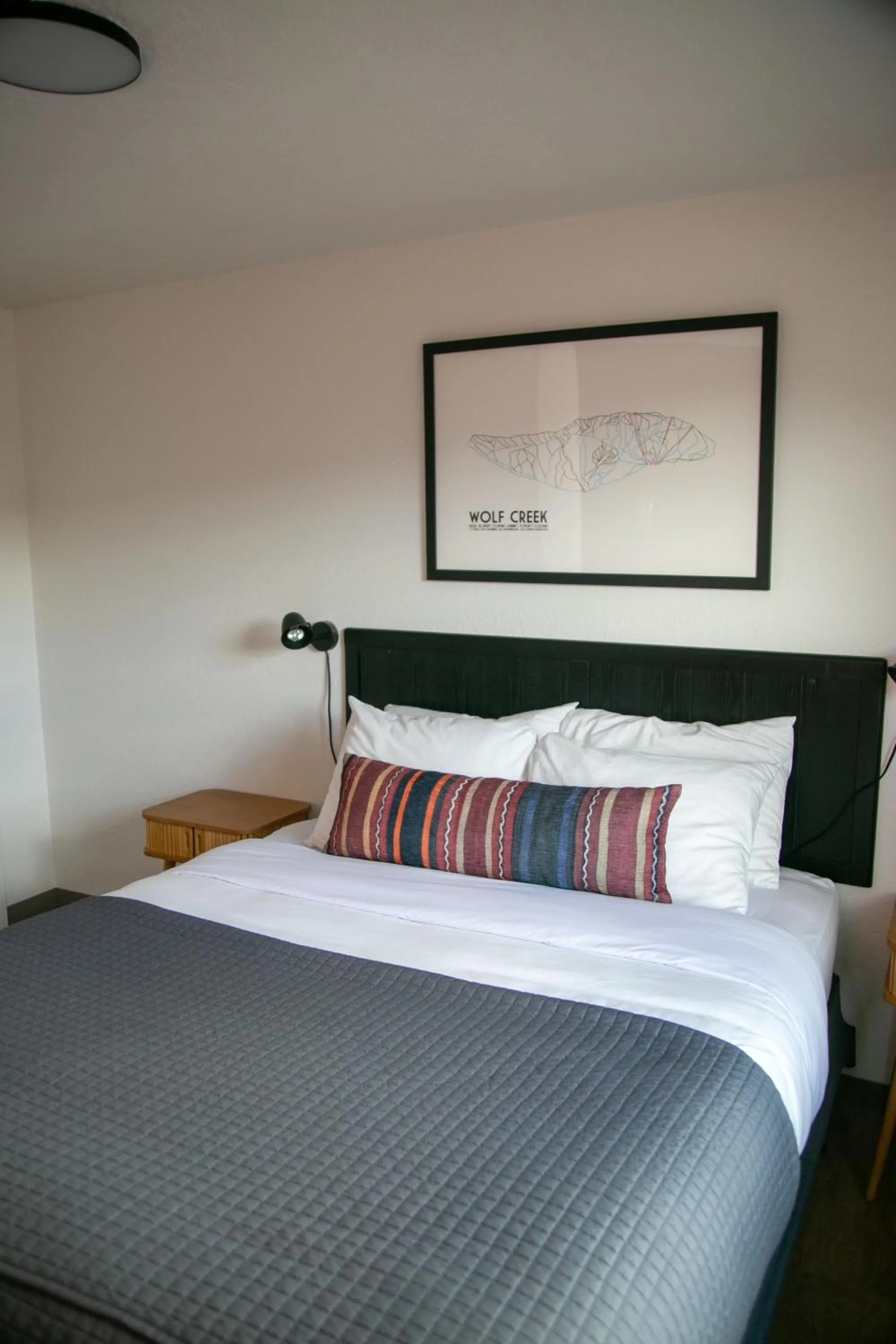 Bedroom, Bed in LOGE Wolf Creek