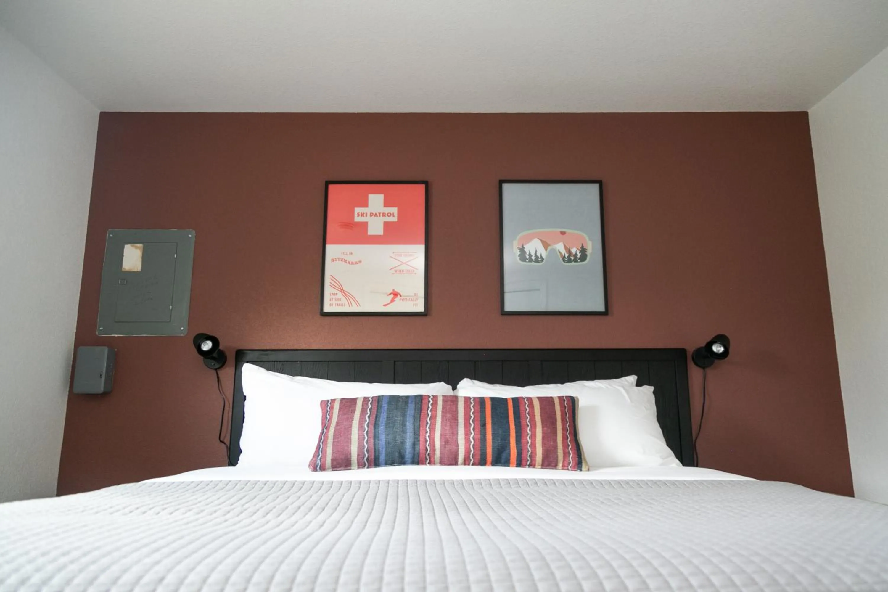 Bedroom, Bed in LOGE Wolf Creek