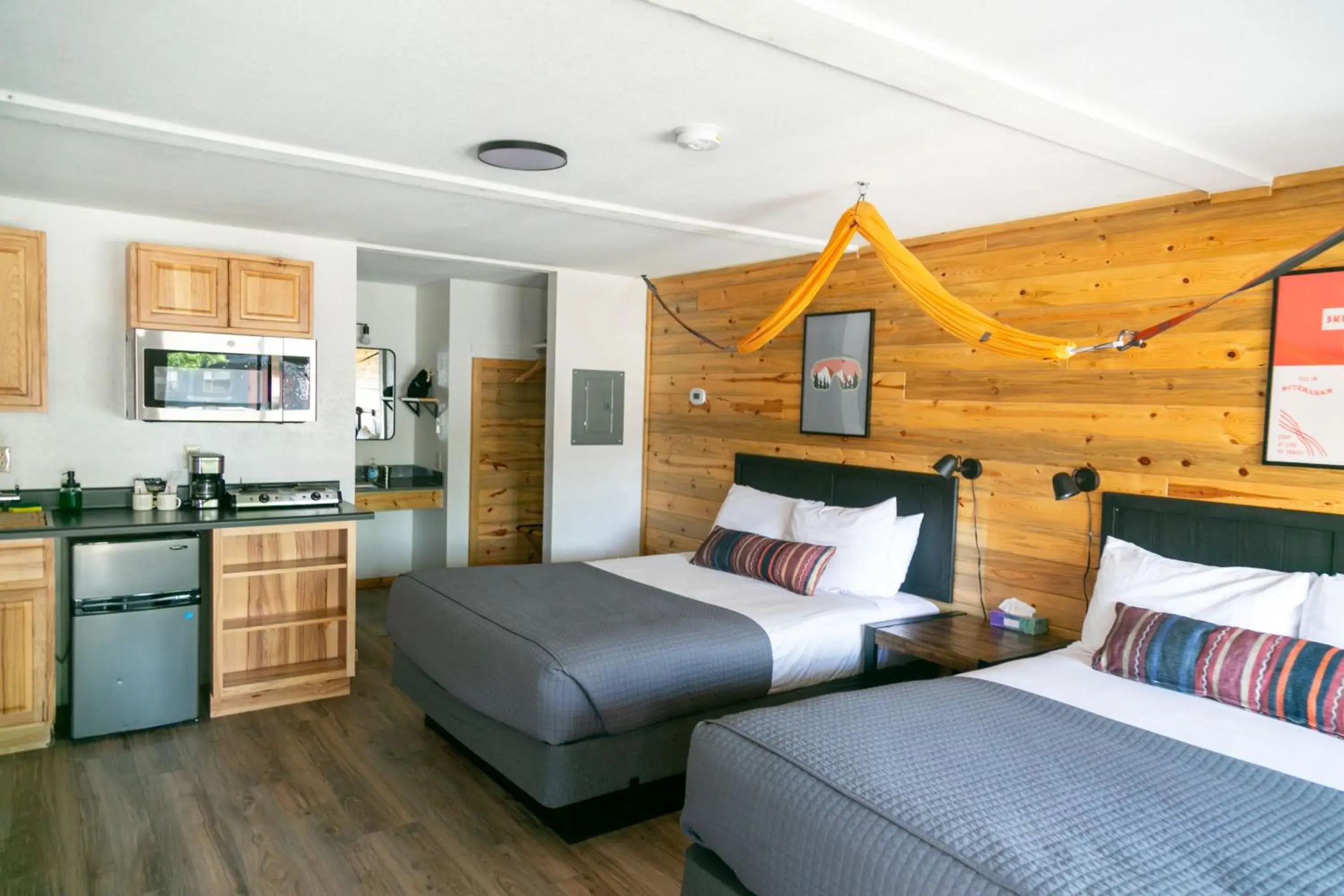 Deluxe Double Studio in LOGE Wolf Creek Deluxe Double Studio in LOGE Wolf Creek