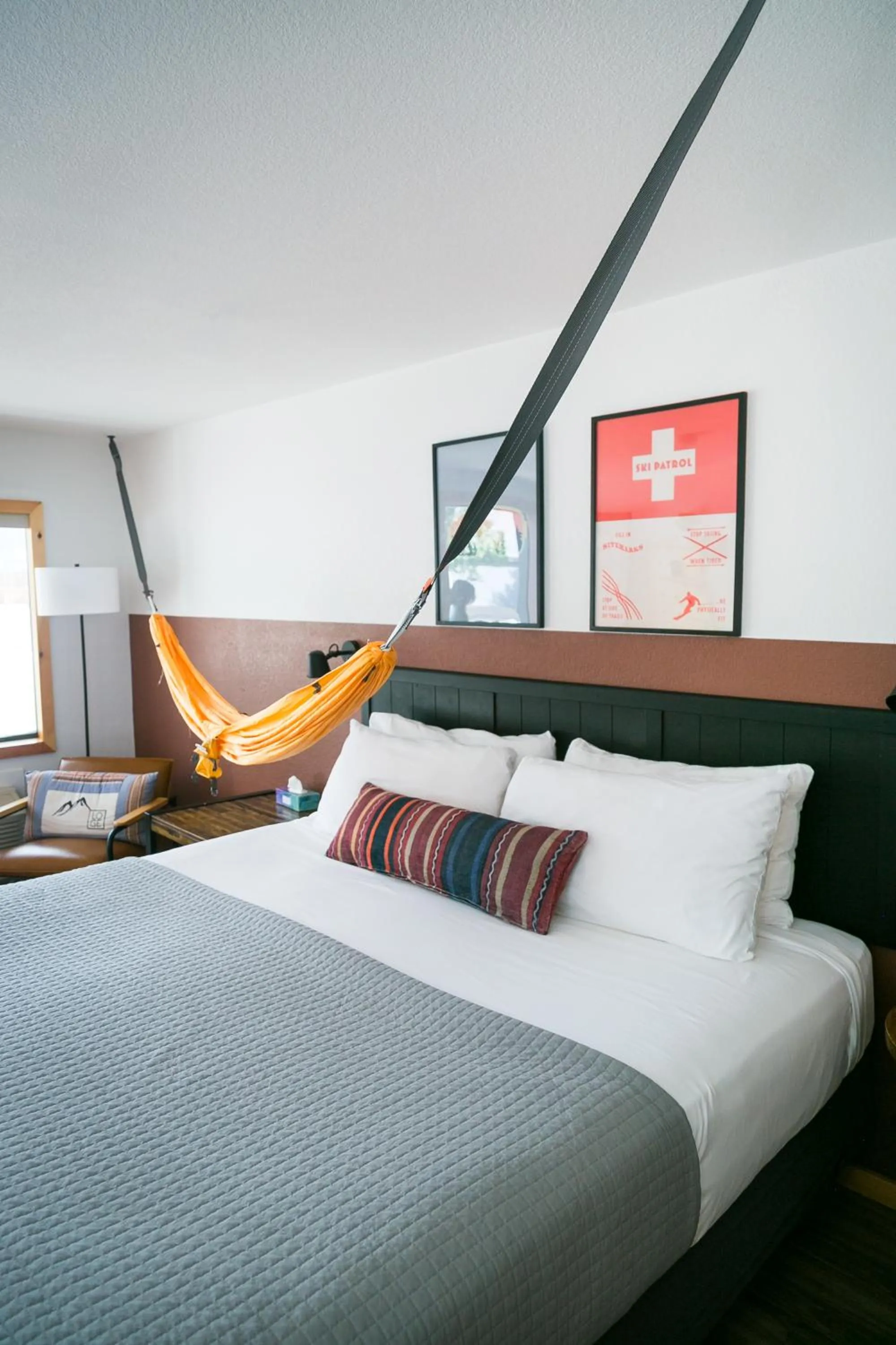 Bed in LOGE Wolf Creek