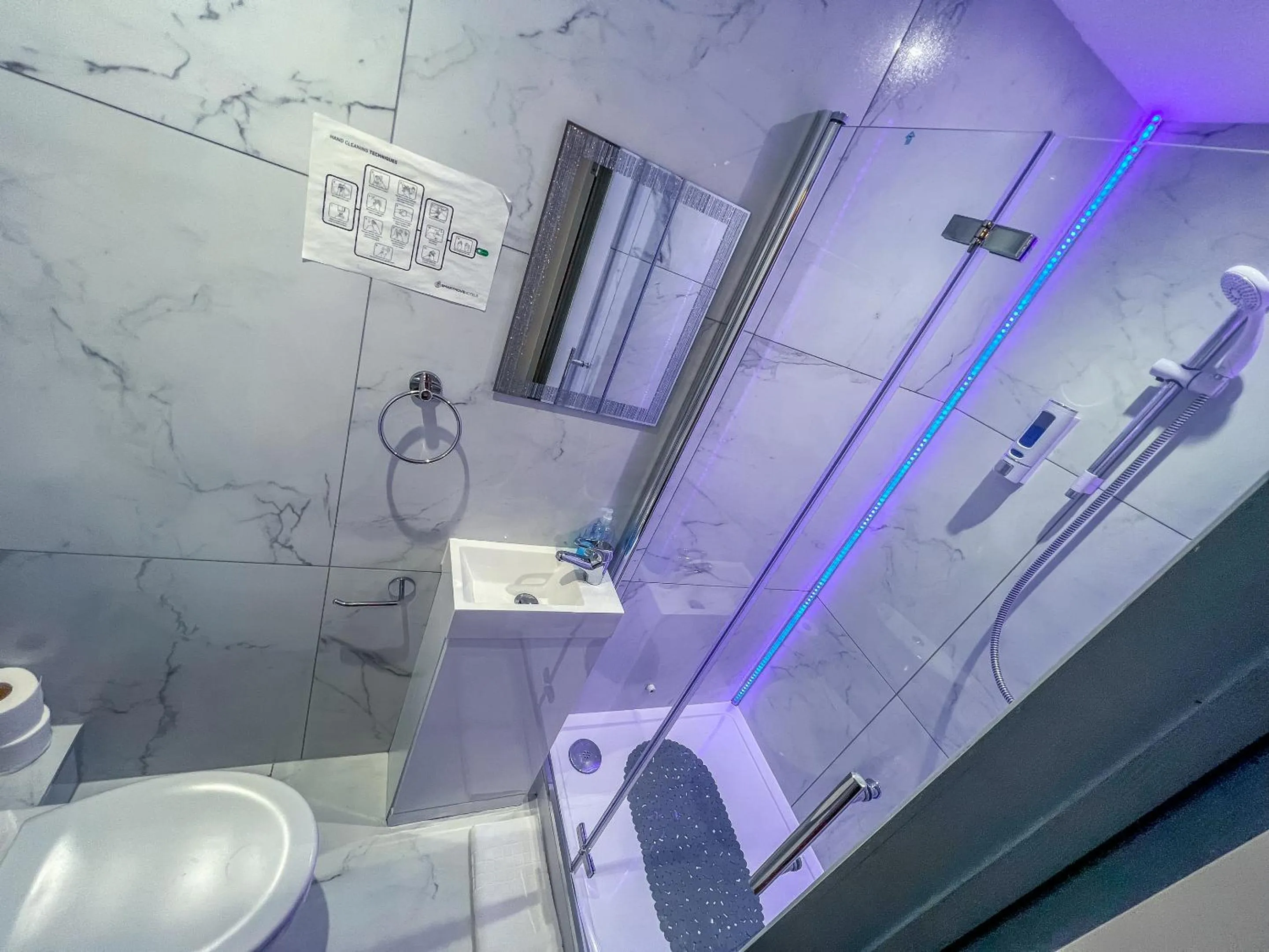 Bathroom in Twenty Hotel and Bar