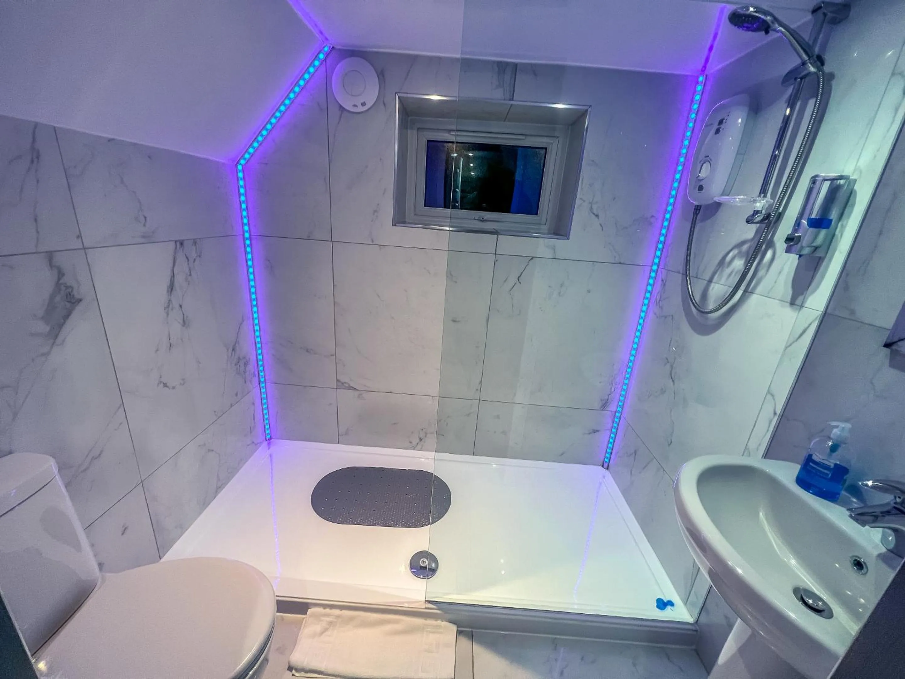 Bathroom in Twenty Hotel and Bar