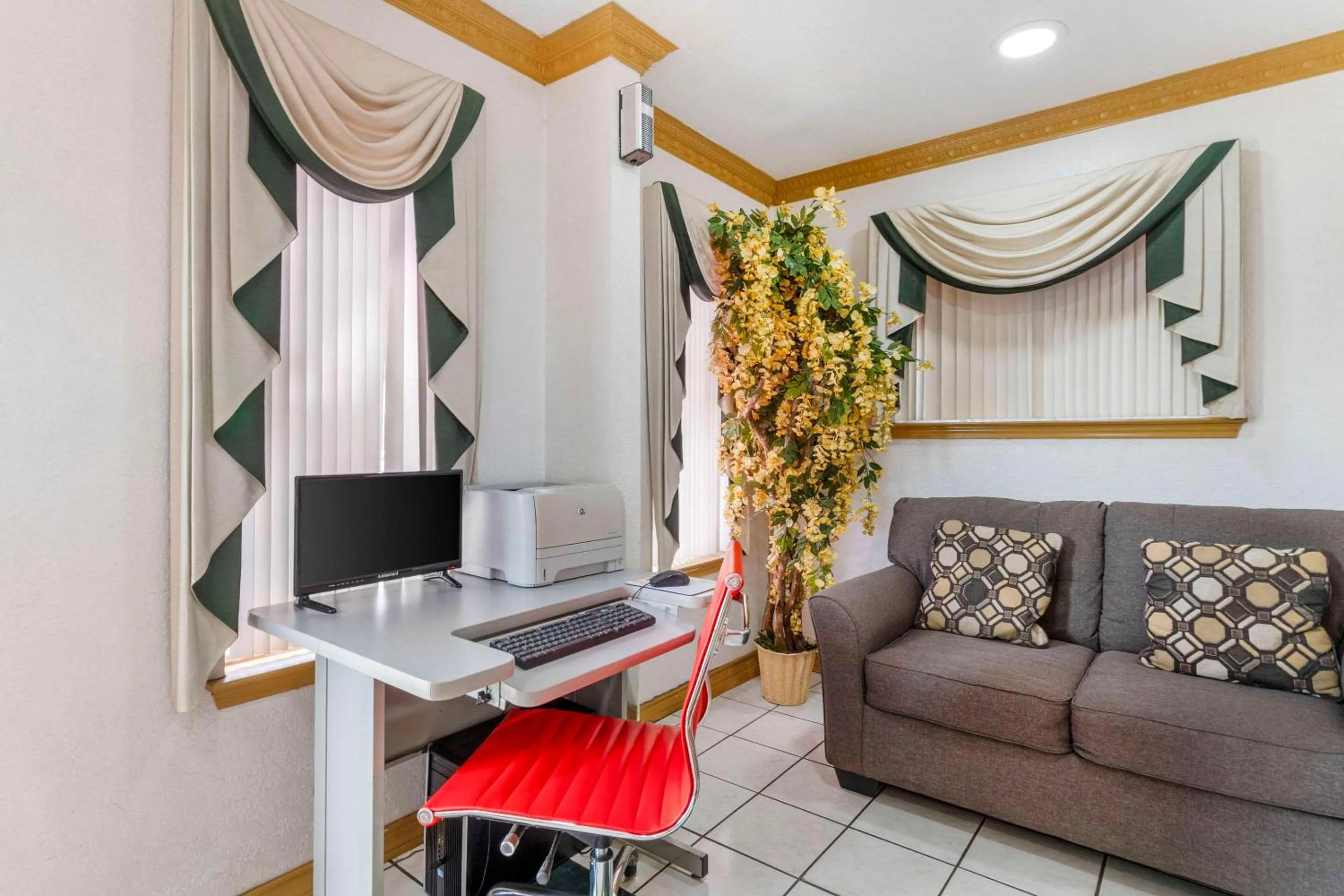 Lobby or reception in Econo Lodge Inn & Suites Near Lackland AFB