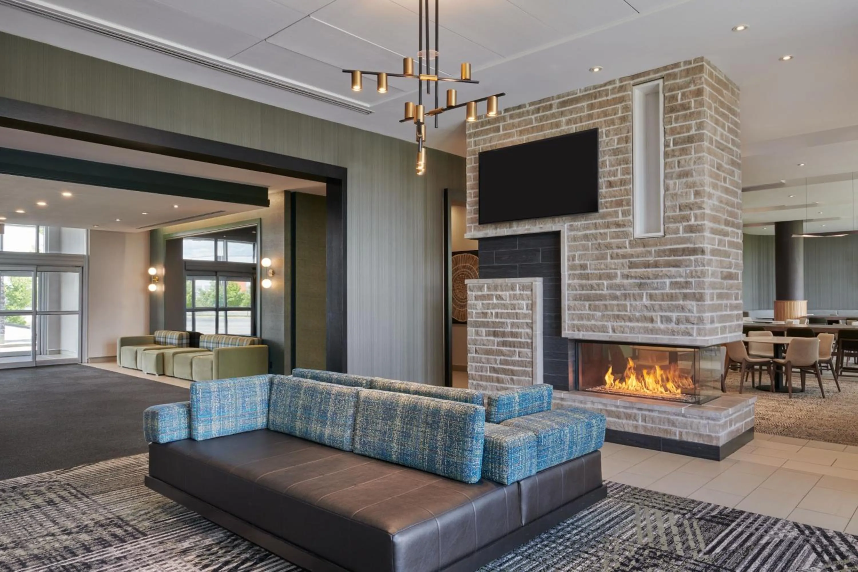 Lobby or reception in Residence Inn by Marriott Calgary Airport