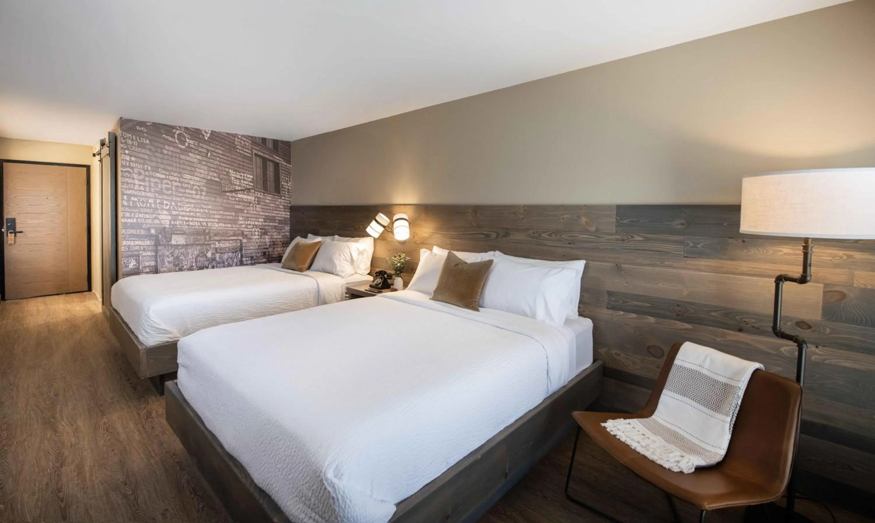 Bedroom, Bed in The Wisconsin Hotel & Conference Center