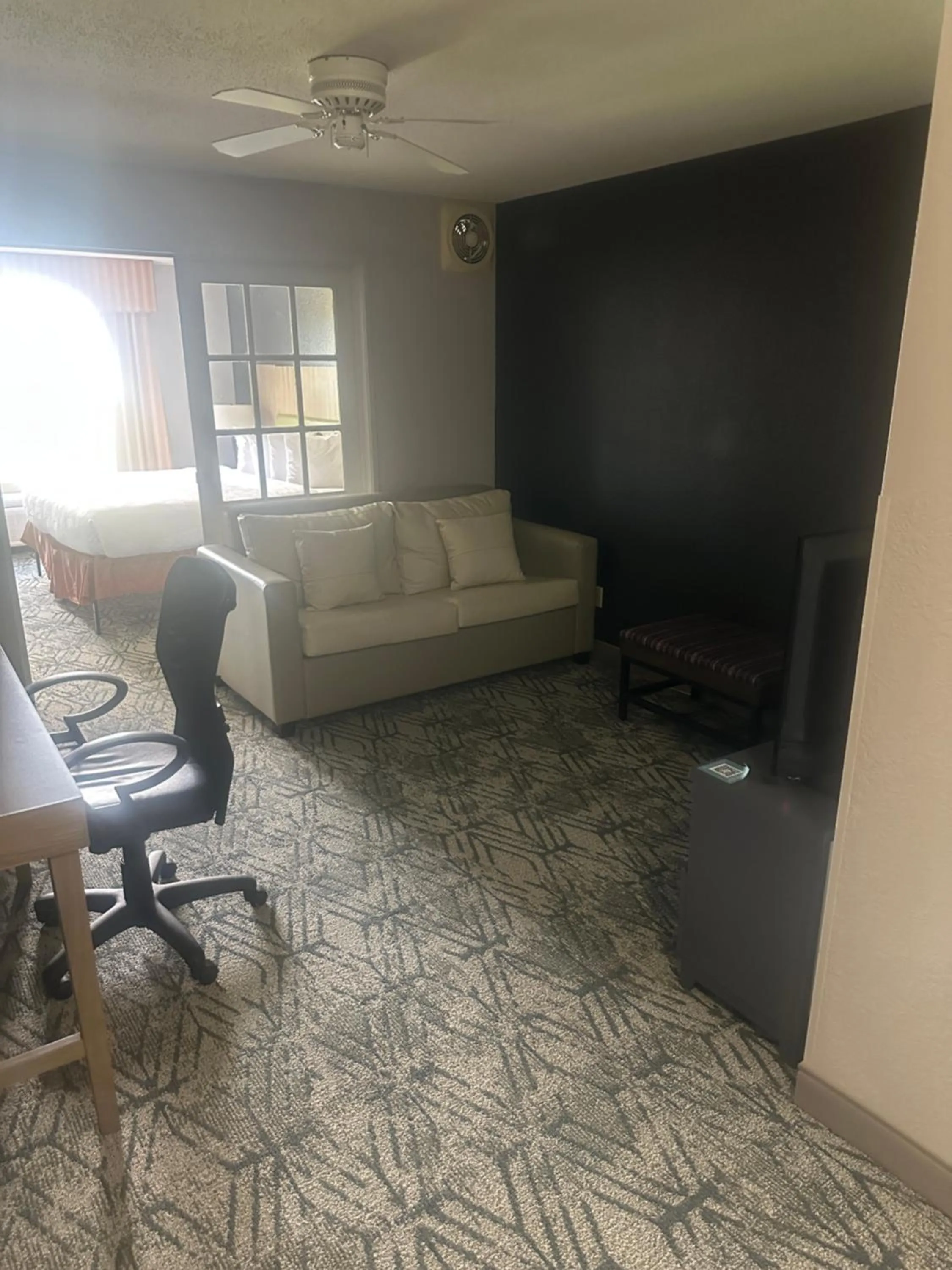 Country Inn & Suites by Radisson, Bloomington-Normal West, IL