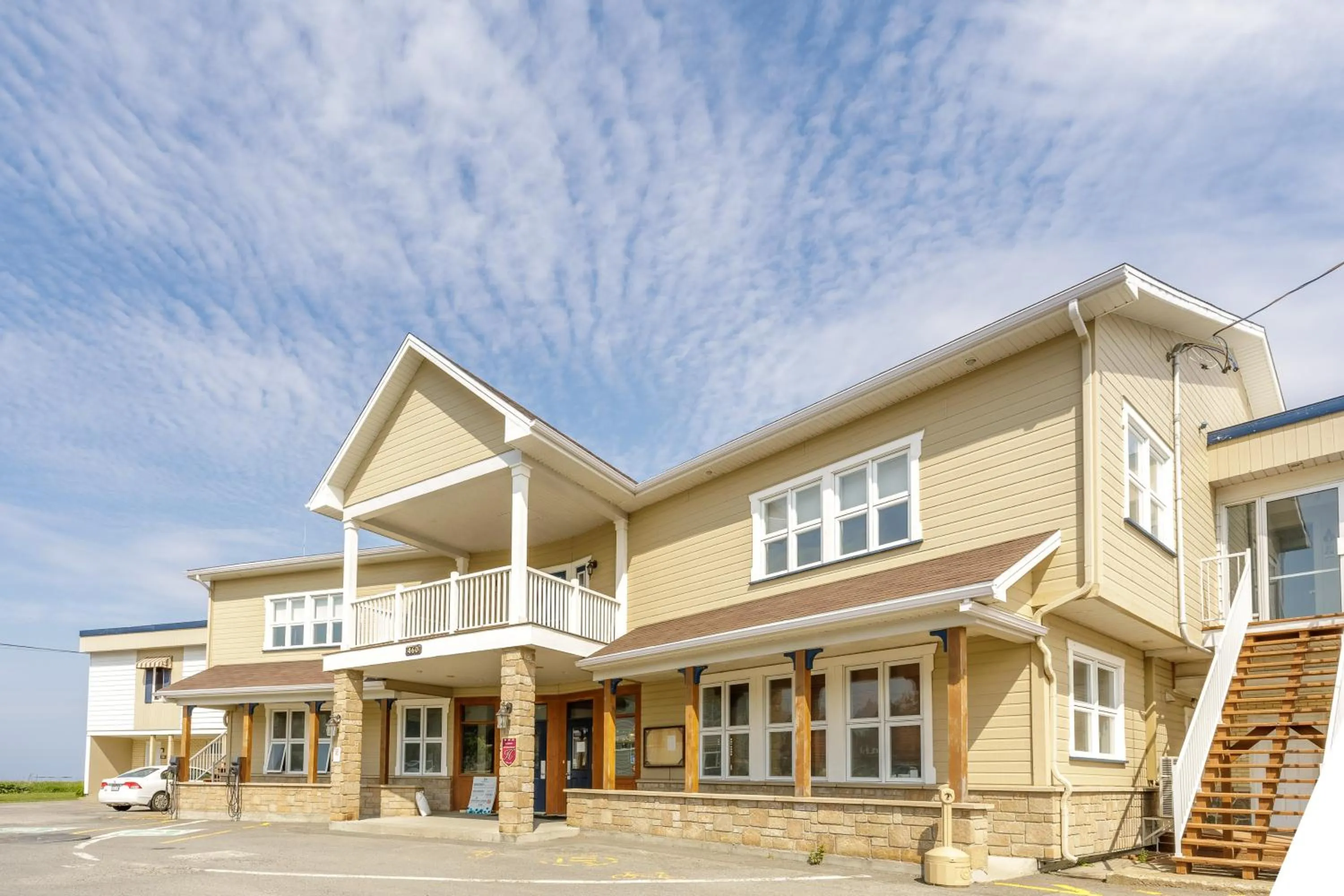 Property building in Le Gaspesiana