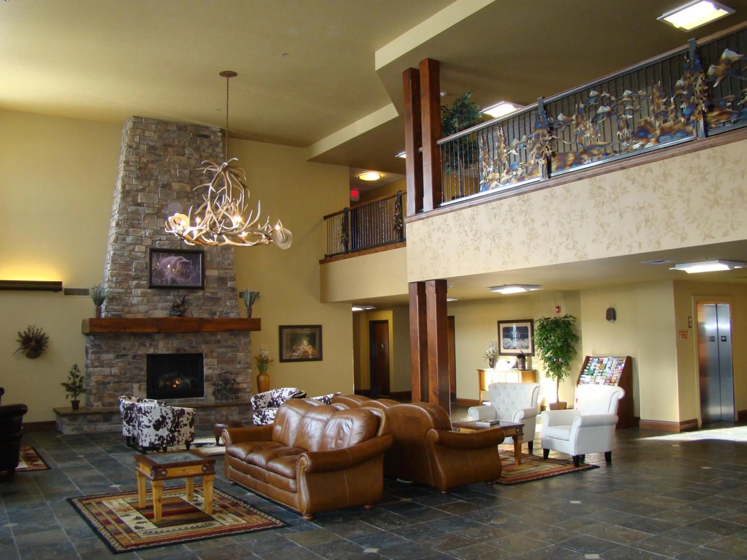 Lobby or reception in StoneCreek Lodge