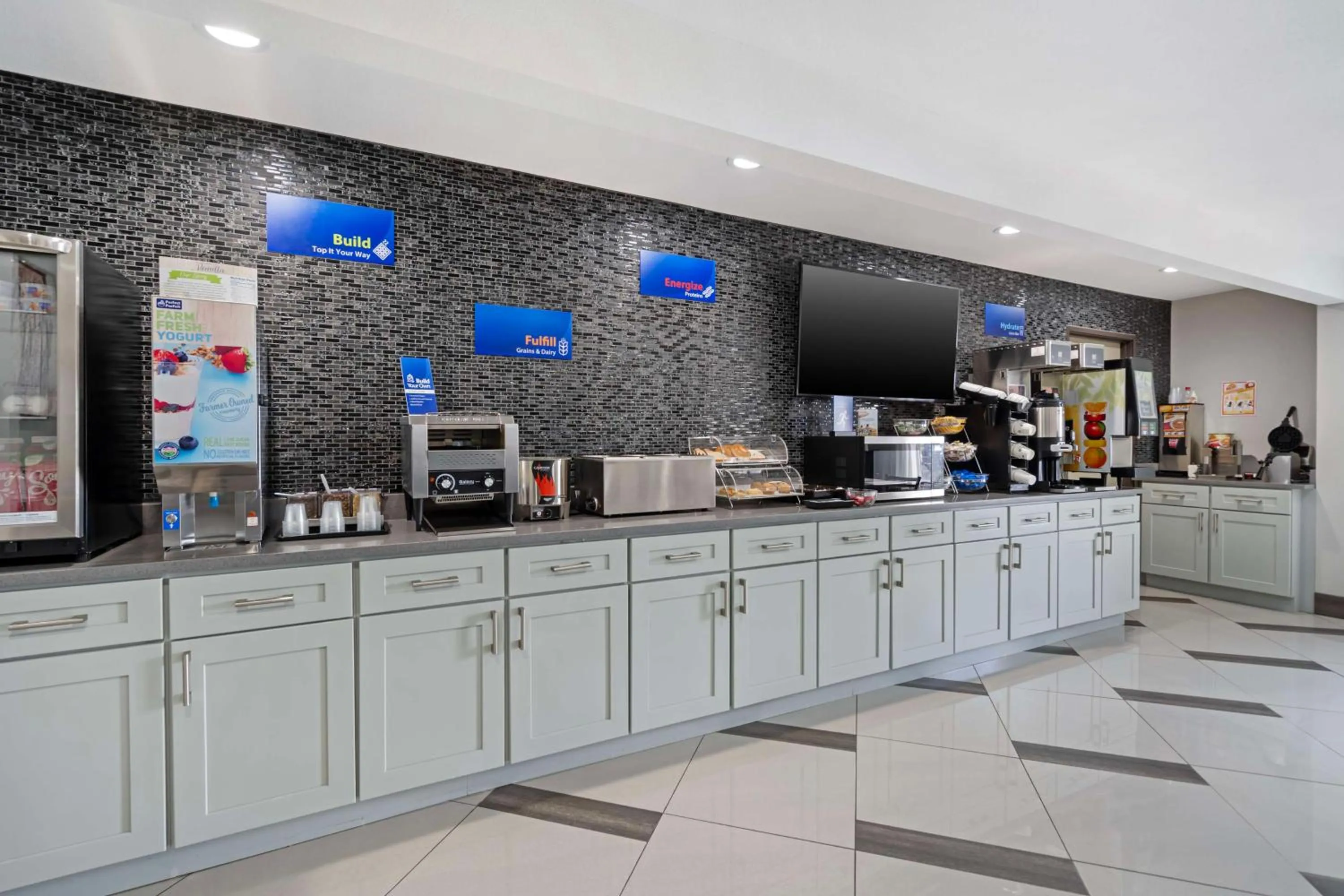 Breakfast in Best Western Morton Inn