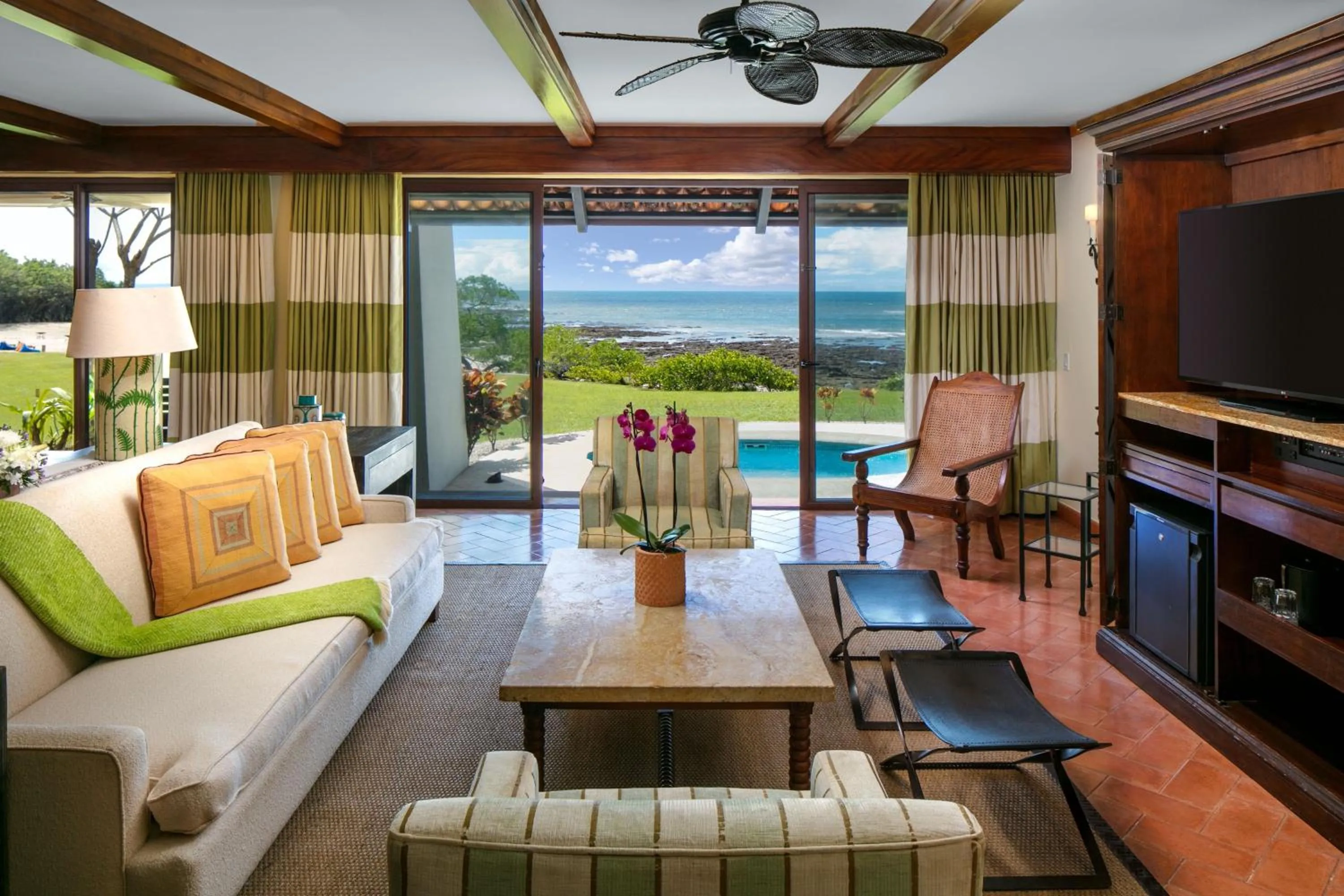 Photo of the whole room in JW Marriott Guanacaste Resort & Spa