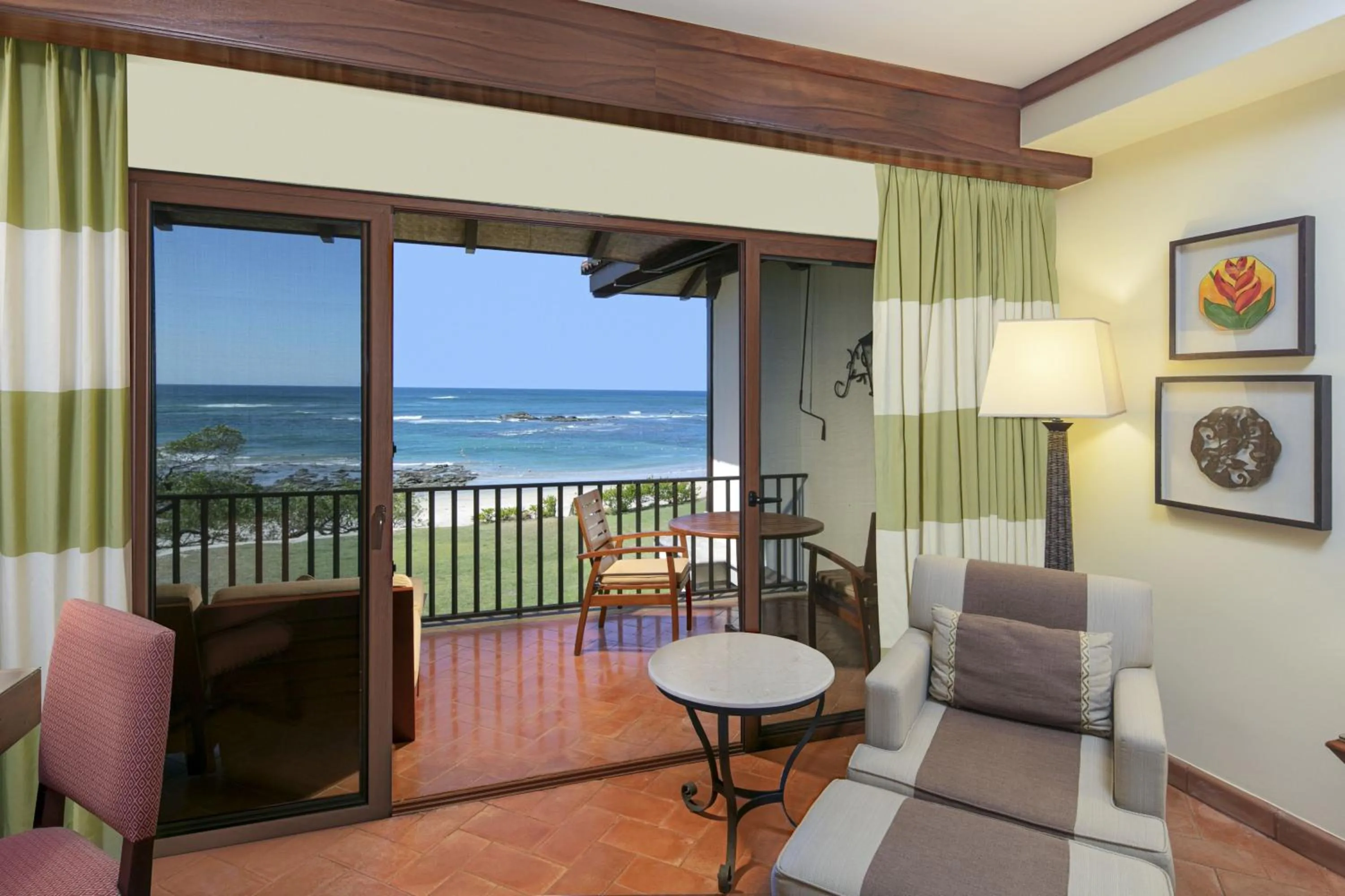 Photo of the whole room in JW Marriott Guanacaste Resort & Spa