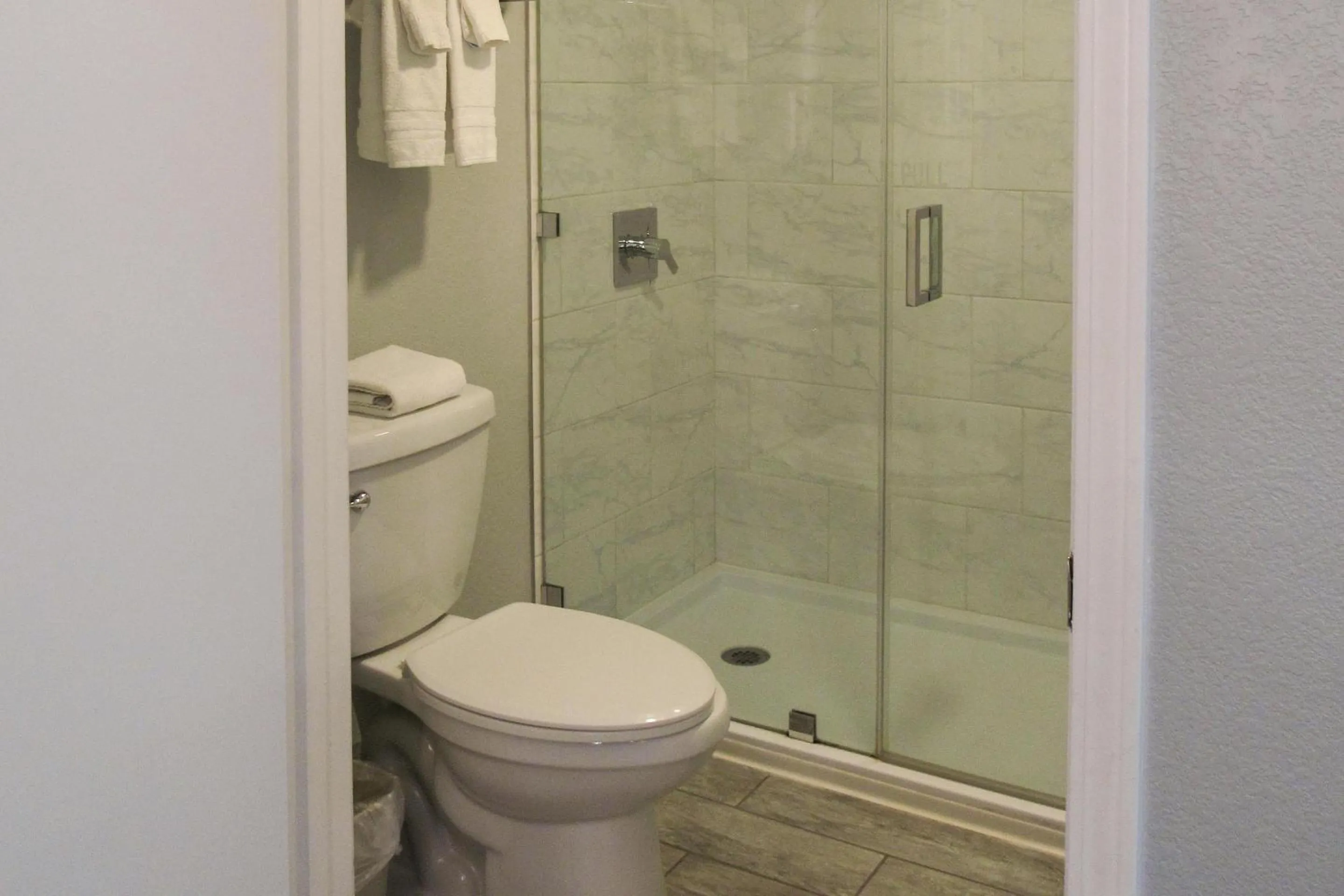 Bedroom in Capri Suites Anaheim