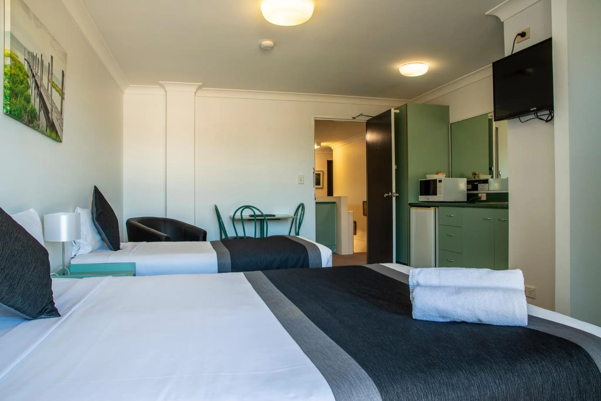 Decorative detail, Bed in Chermside Court Motel