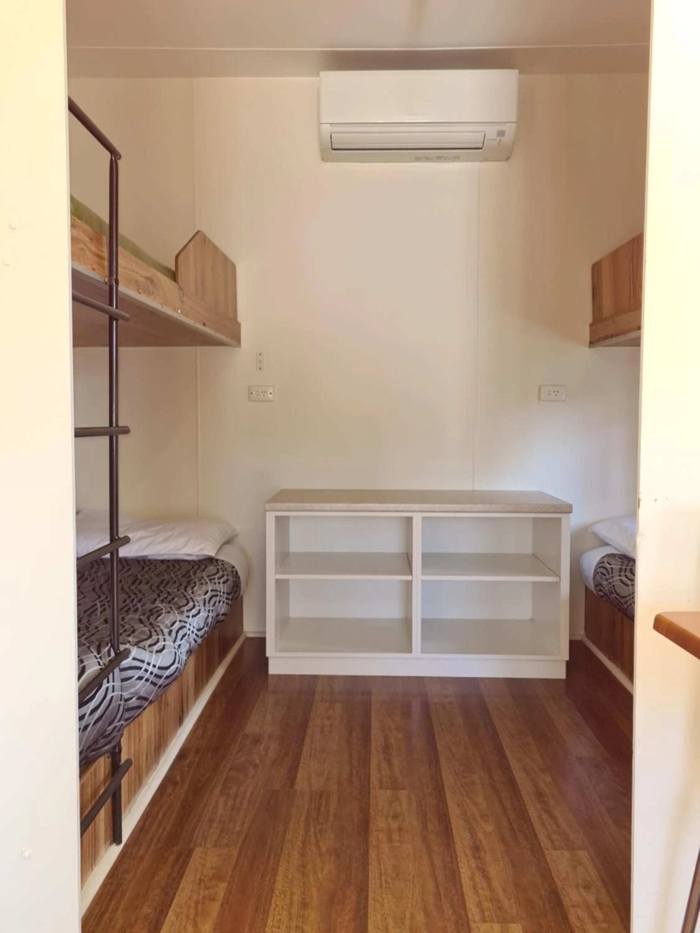 Bedroom, Bed in Mallacoota's Shady Gully Caravan Park
