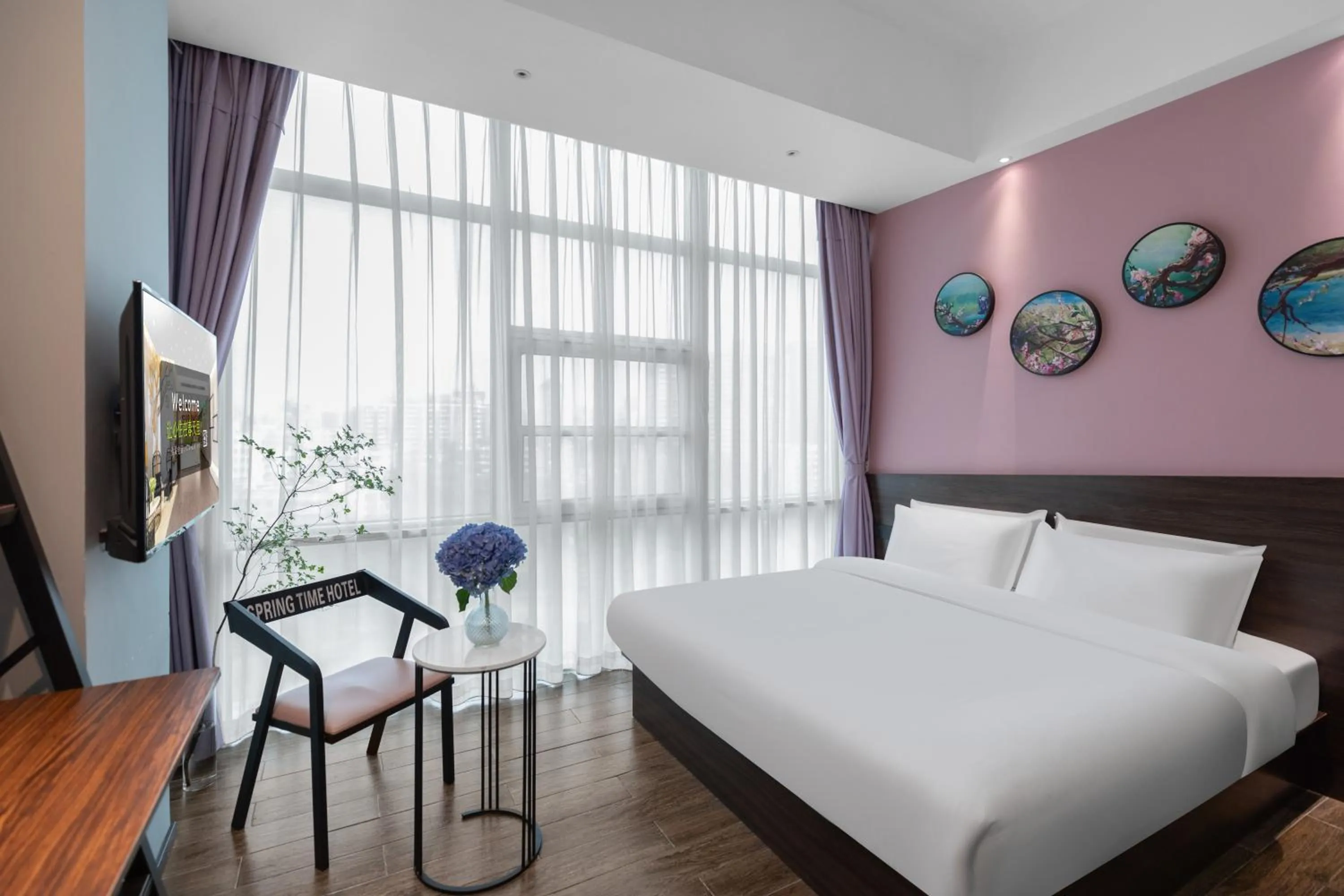 Photo of the whole room in Spring Time Hotel