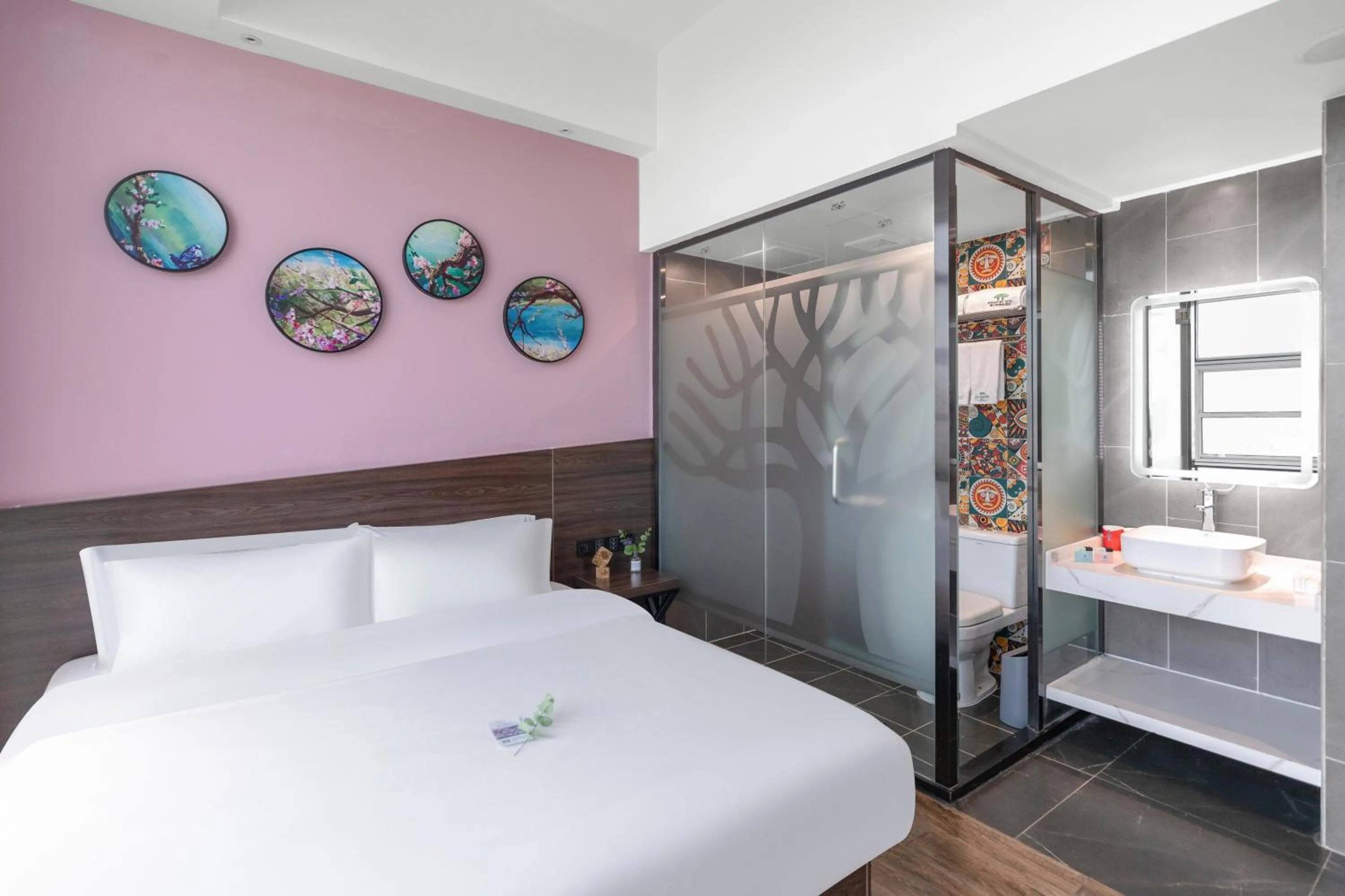 Photo of the whole room in Spring Time Hotel