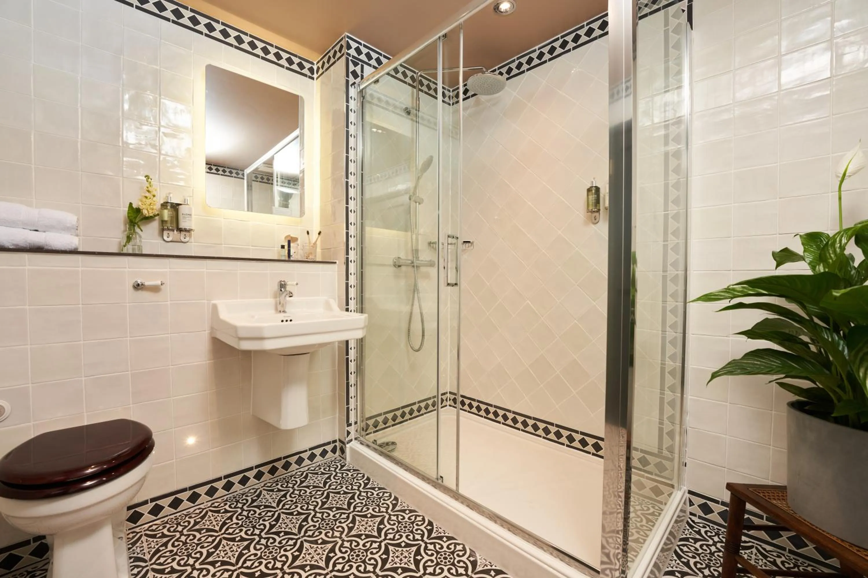 Bathroom in Hope & Anchor