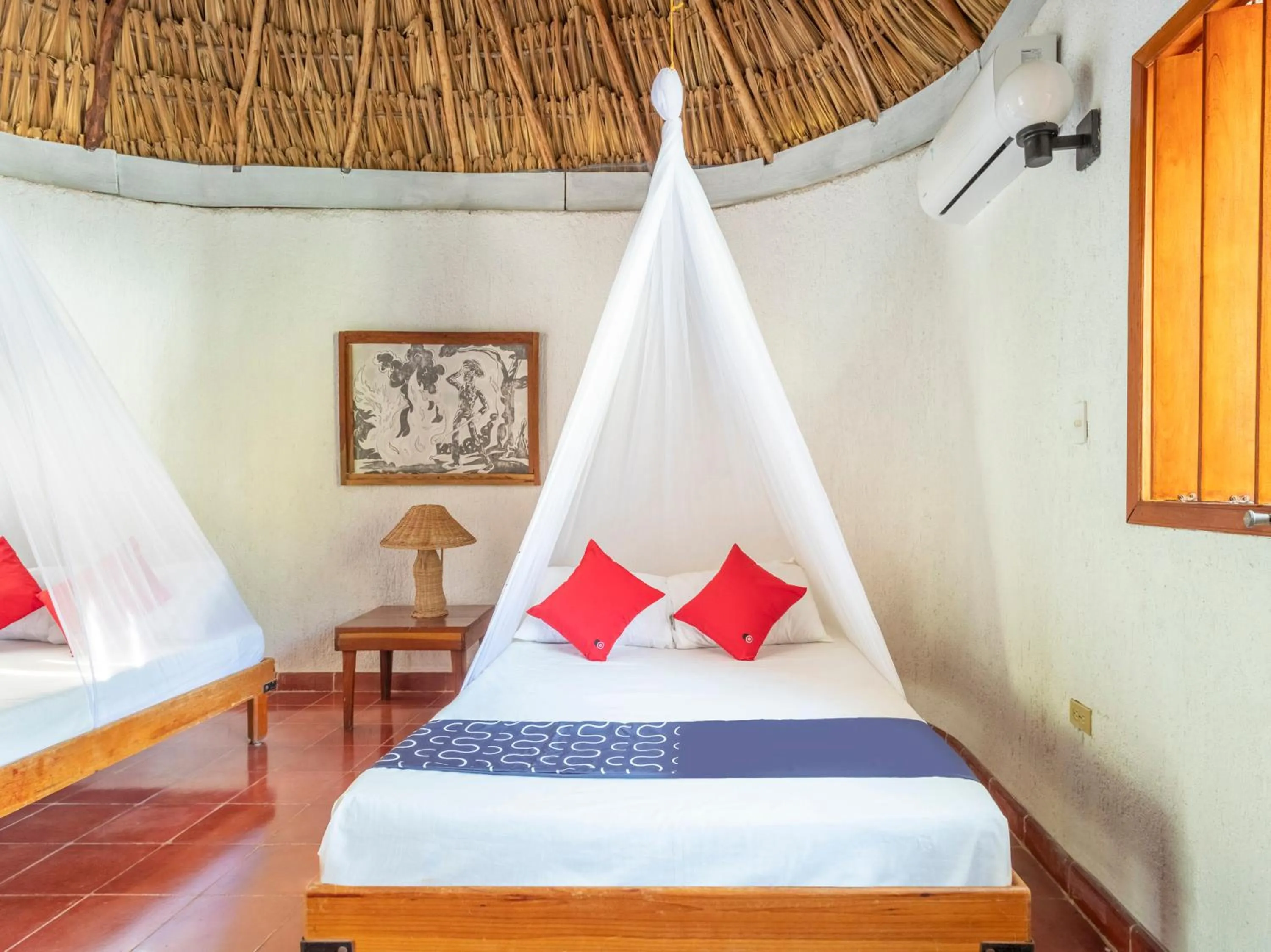 Photo of the whole room, Bed in Hotel Villas del Ángel
