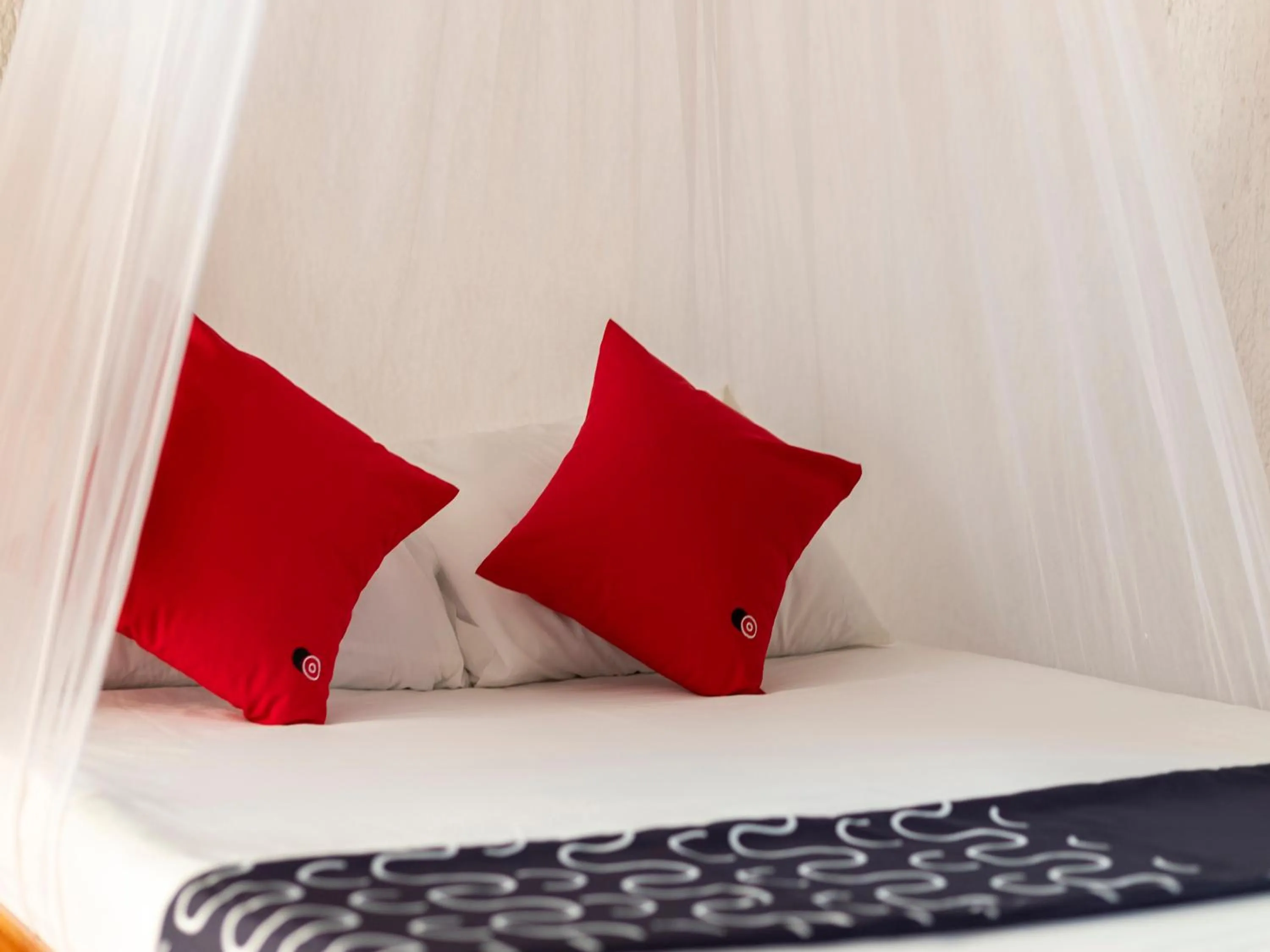 Bedroom, Bed in Hotel Villas del Ángel