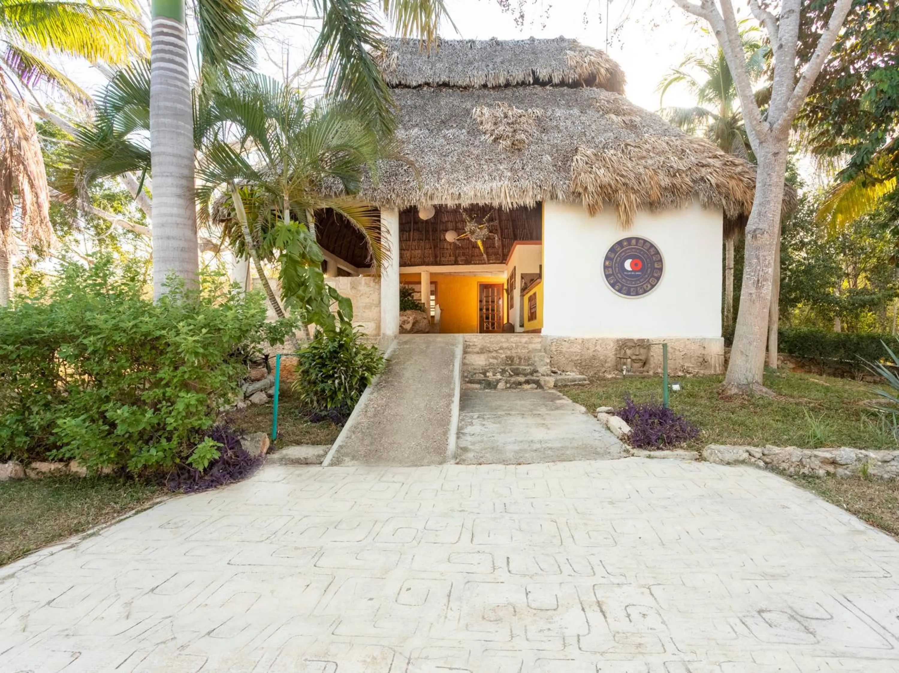 Property building in Hotel Villas del Ángel