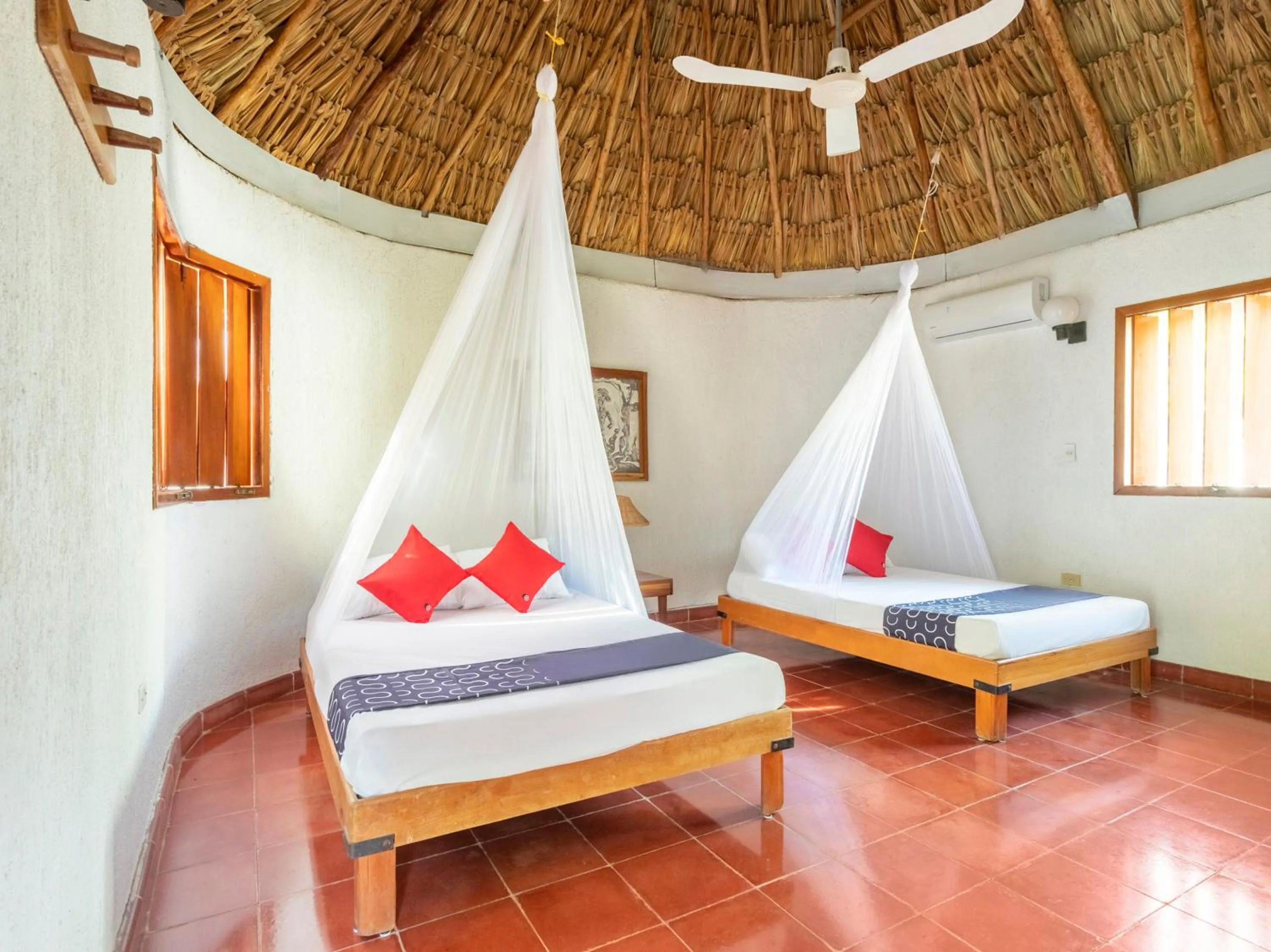Photo of the whole room, Bed in Hotel Villas del Ángel
