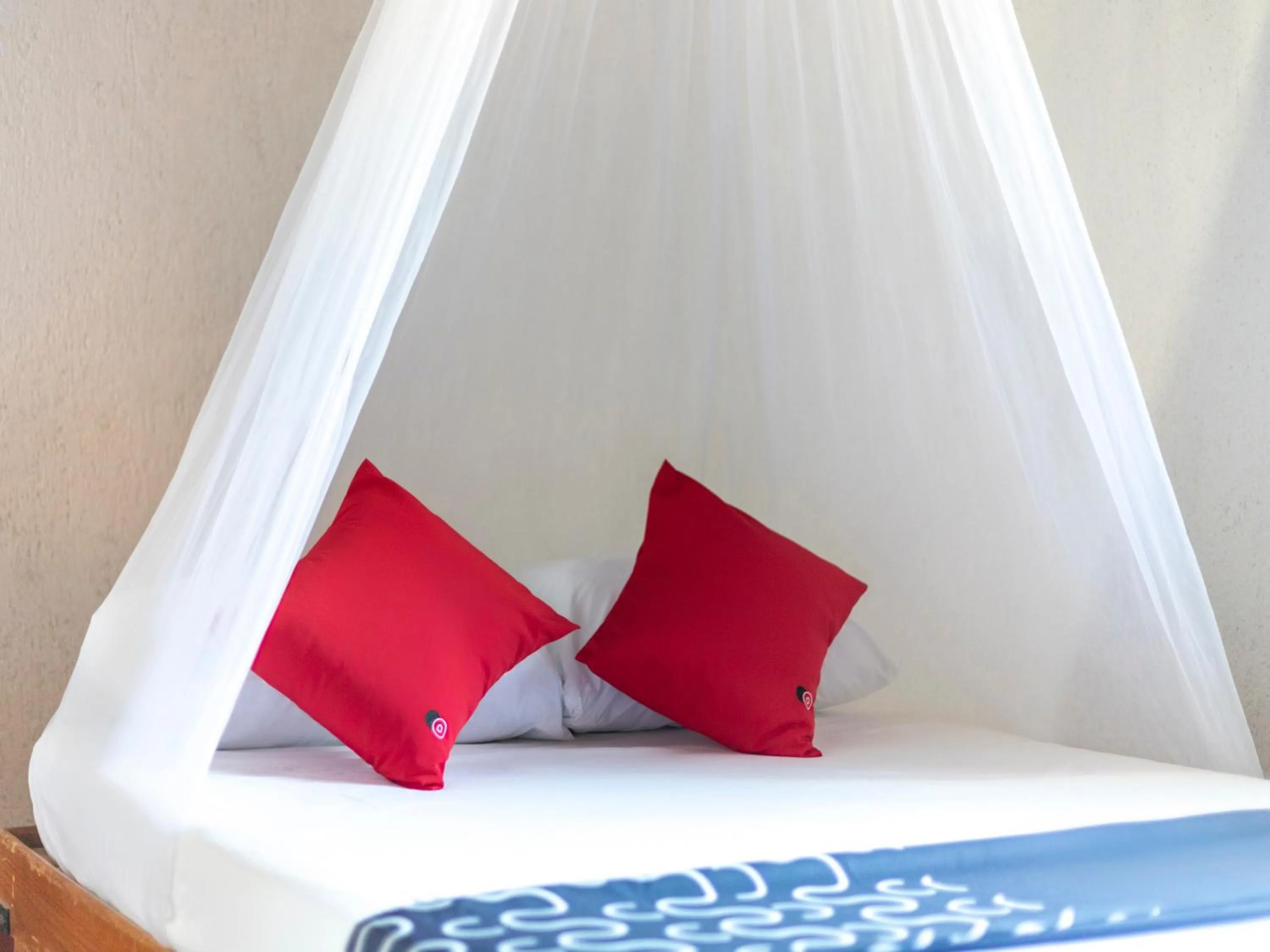 Bedroom, Bed in Hotel Villas del Ángel