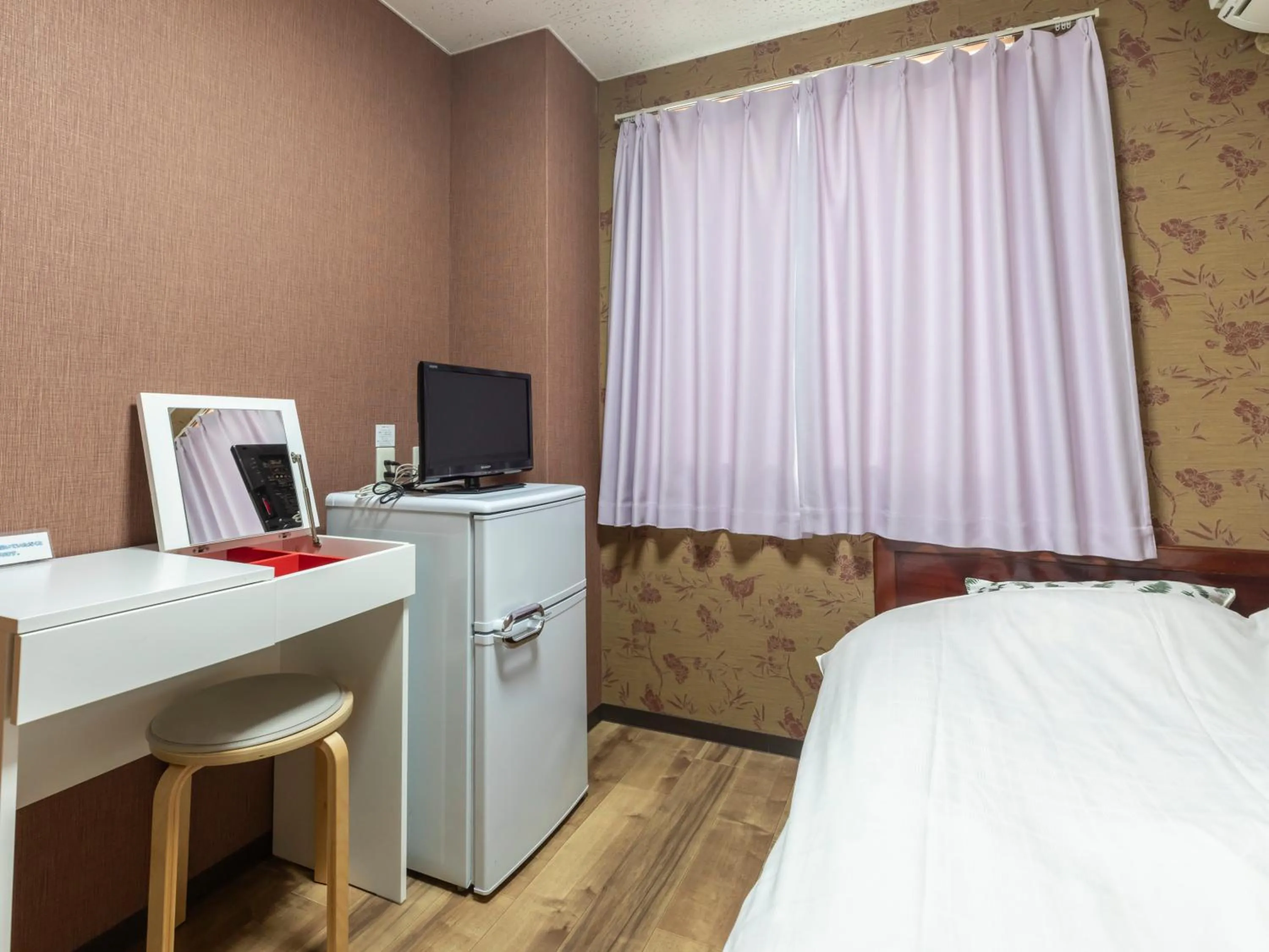 Photo of the whole room, Bed in Business Hotel Kaga