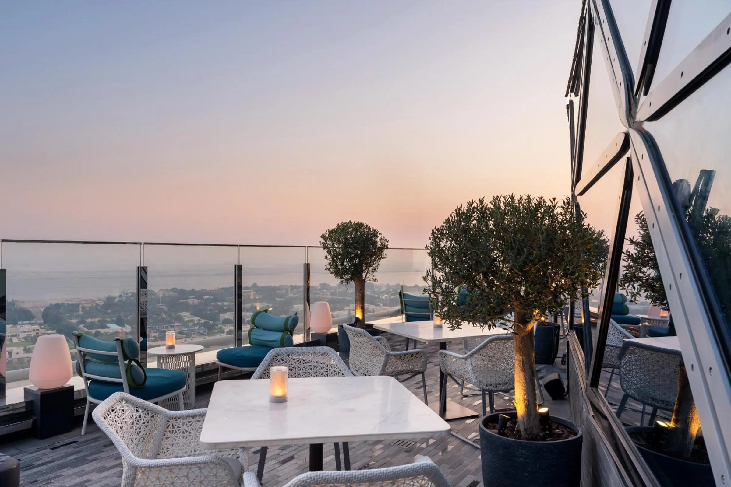 Restaurant/places to eat in Andaz Capital Gate Abu Dhabi, By Hyatt