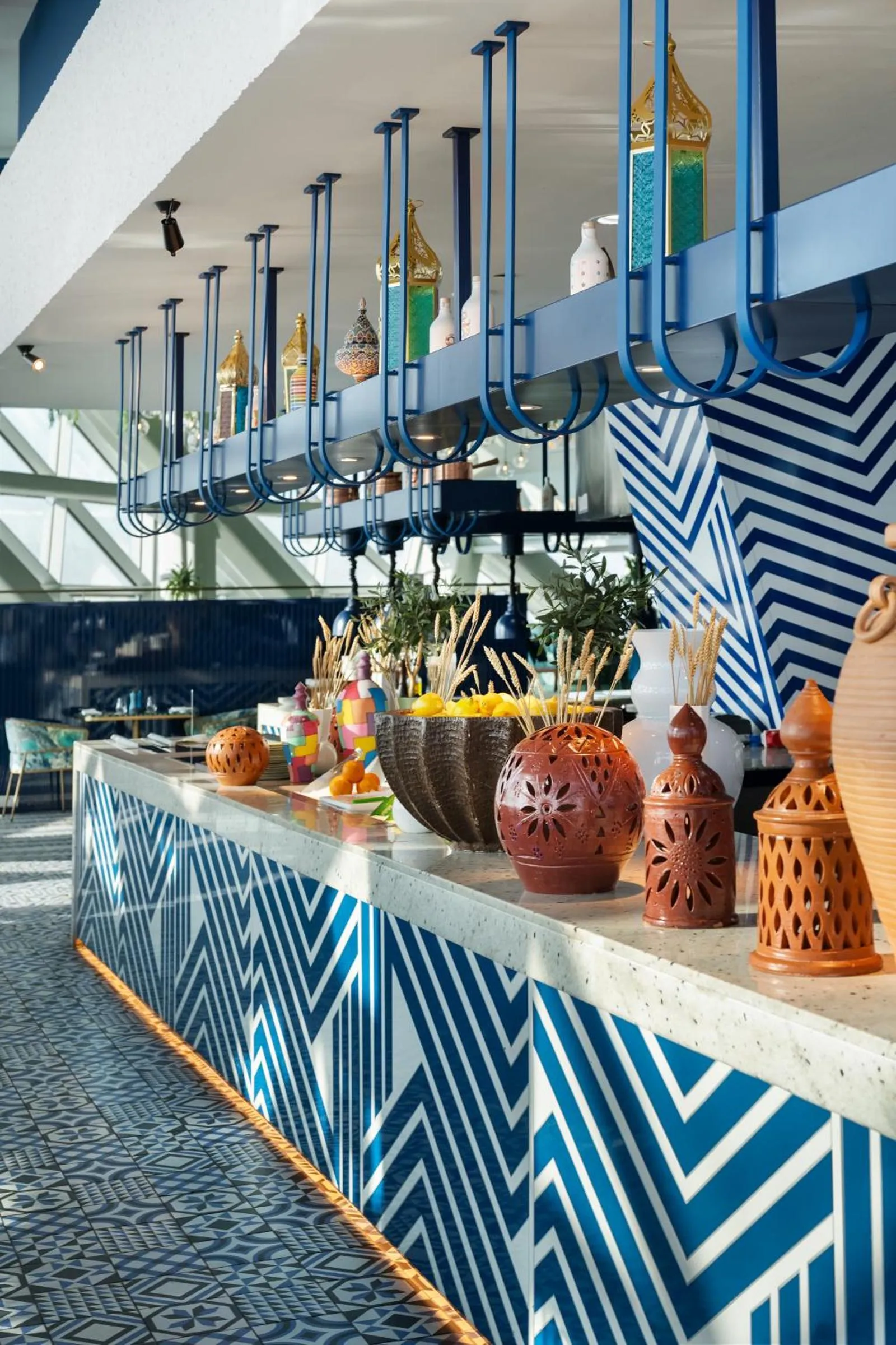 Restaurant/places to eat in Andaz Capital Gate Abu Dhabi, By Hyatt