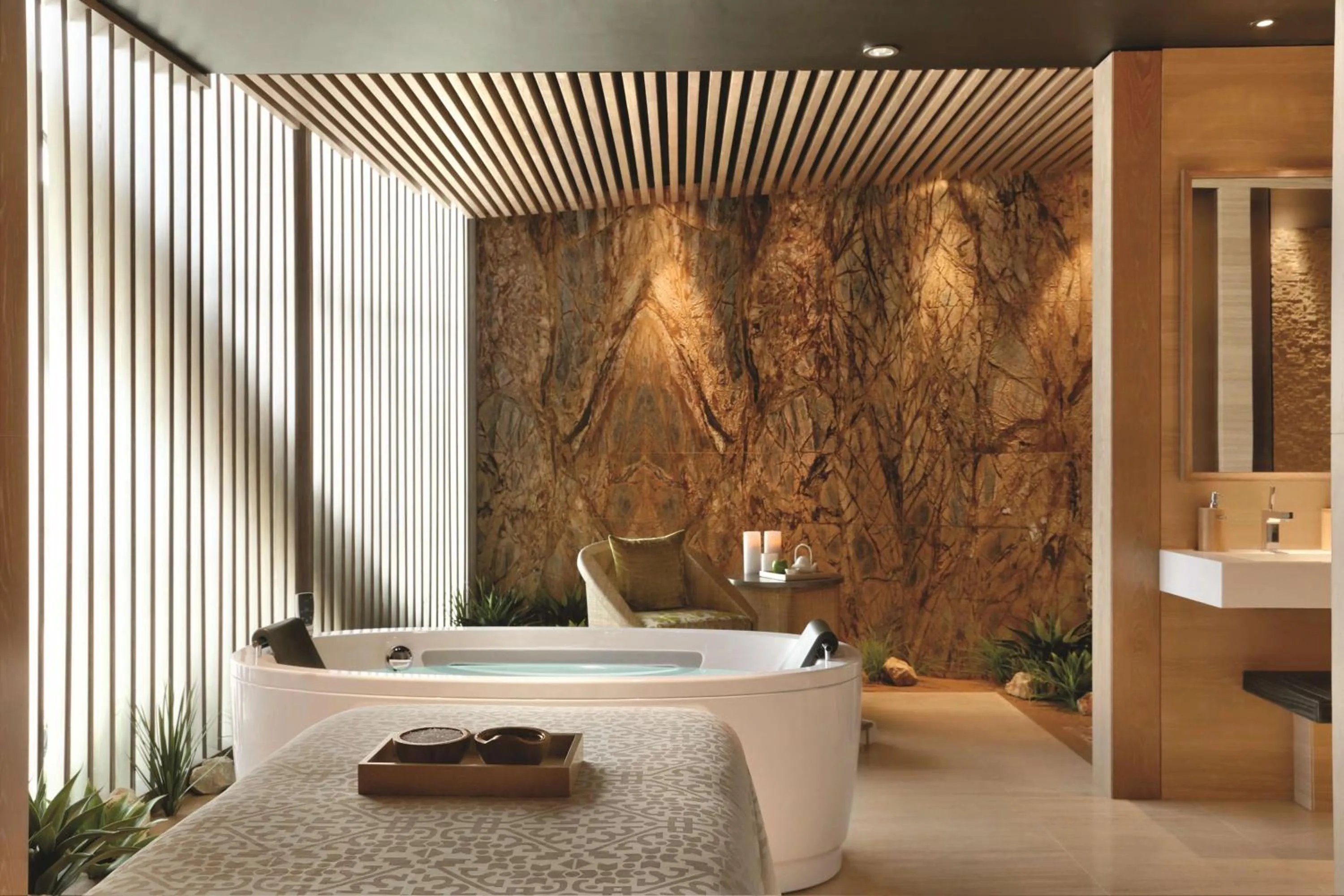 Spa and wellness centre/facilities in Andaz Capital Gate Abu Dhabi, By Hyatt