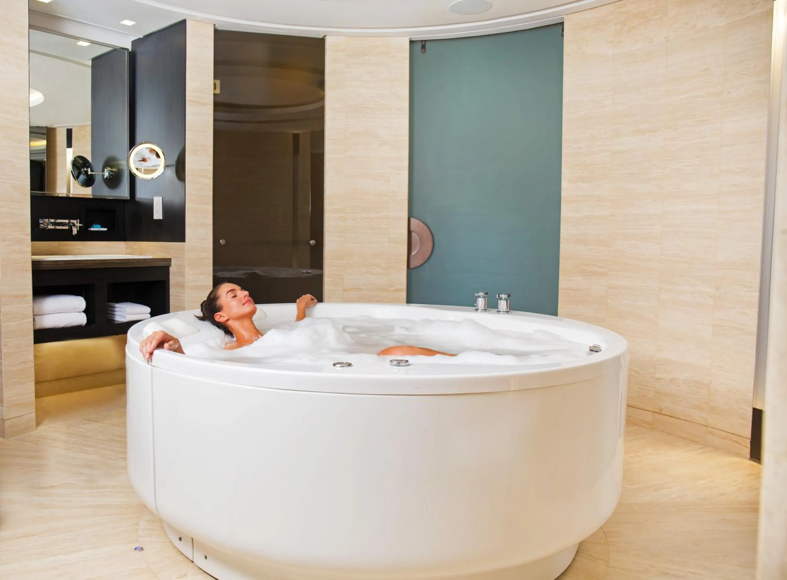 People in Andaz Capital Gate Abu Dhabi, By Hyatt