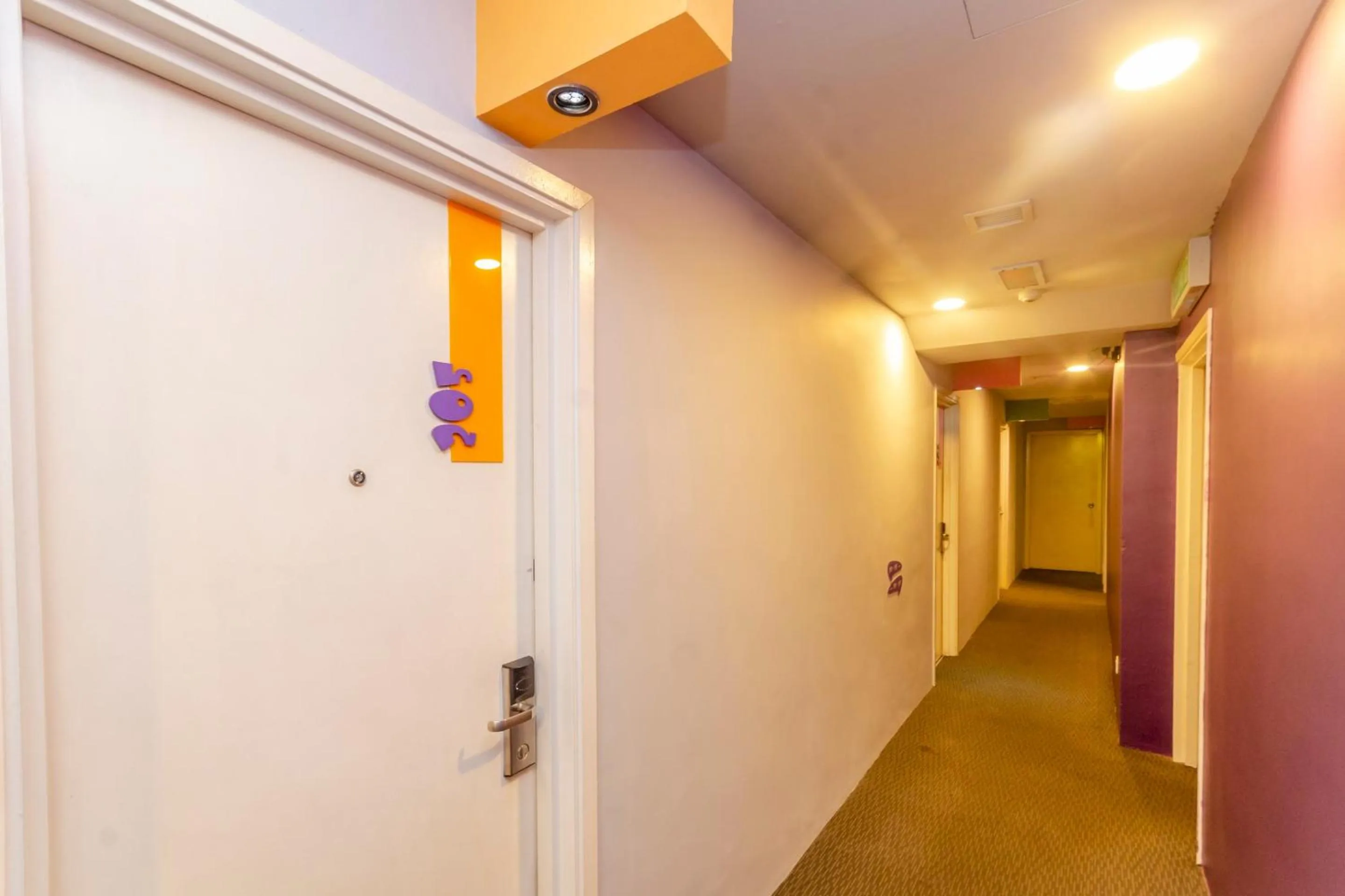 Lobby or reception in Hotel O Rooms Boutique Hotel