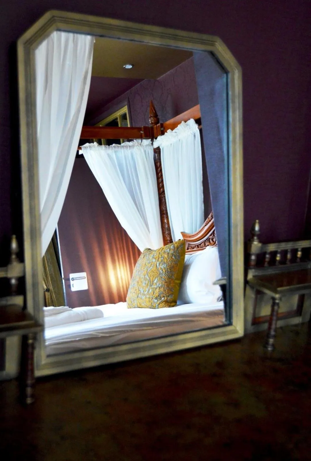 Bed in Charlotte House Hotel