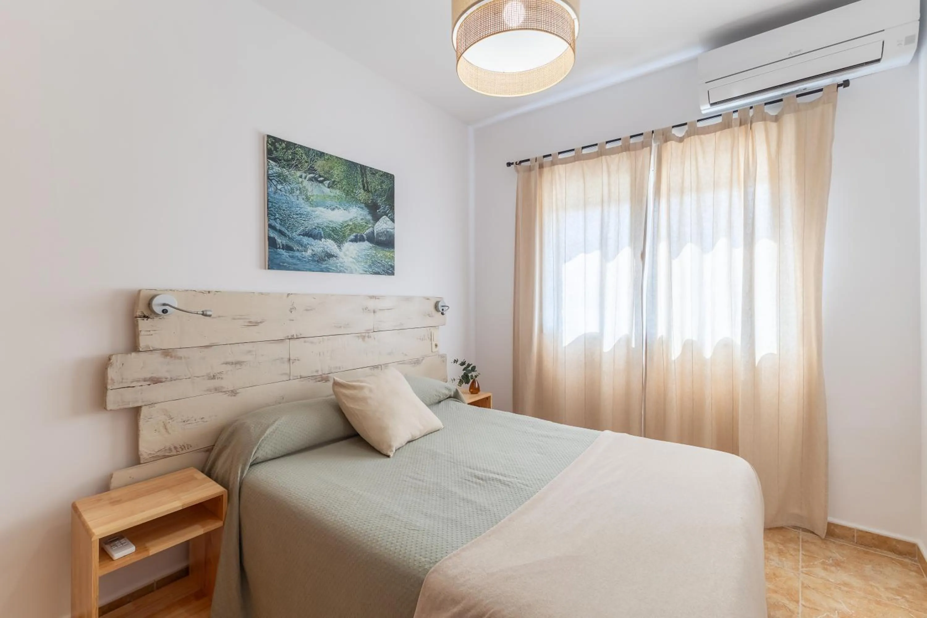 Bed in Alojamientos Callejón del Pozo, cerca Puy du Fou