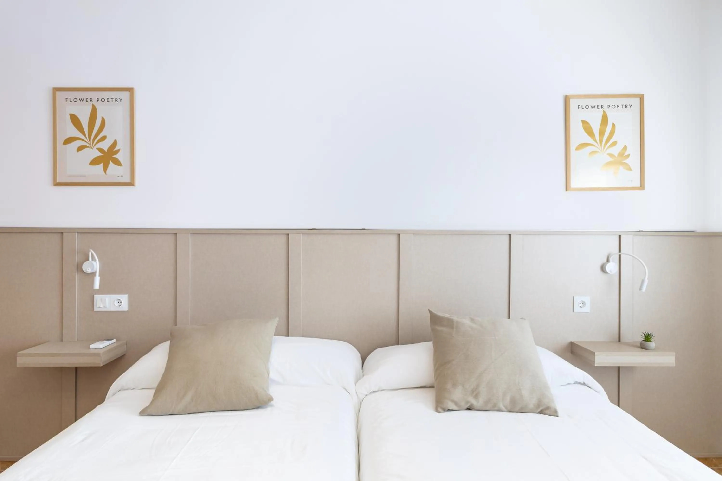 Bed in Alojamientos Callejón del Pozo, cerca Puy du Fou