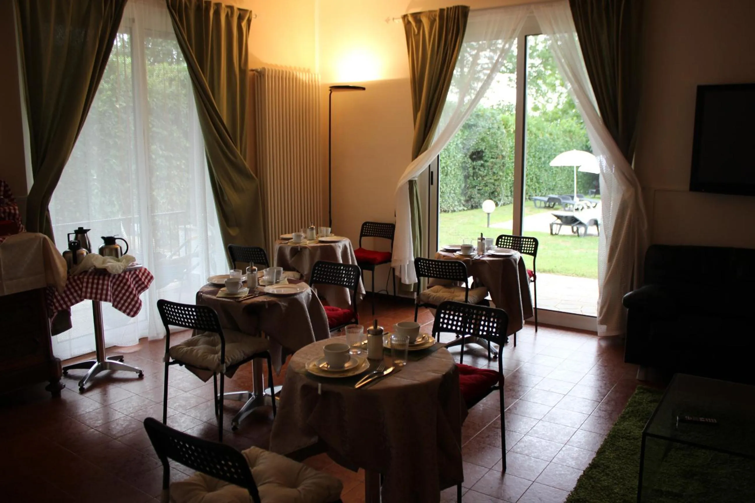 Breakfast in "Ai 4 Soli"