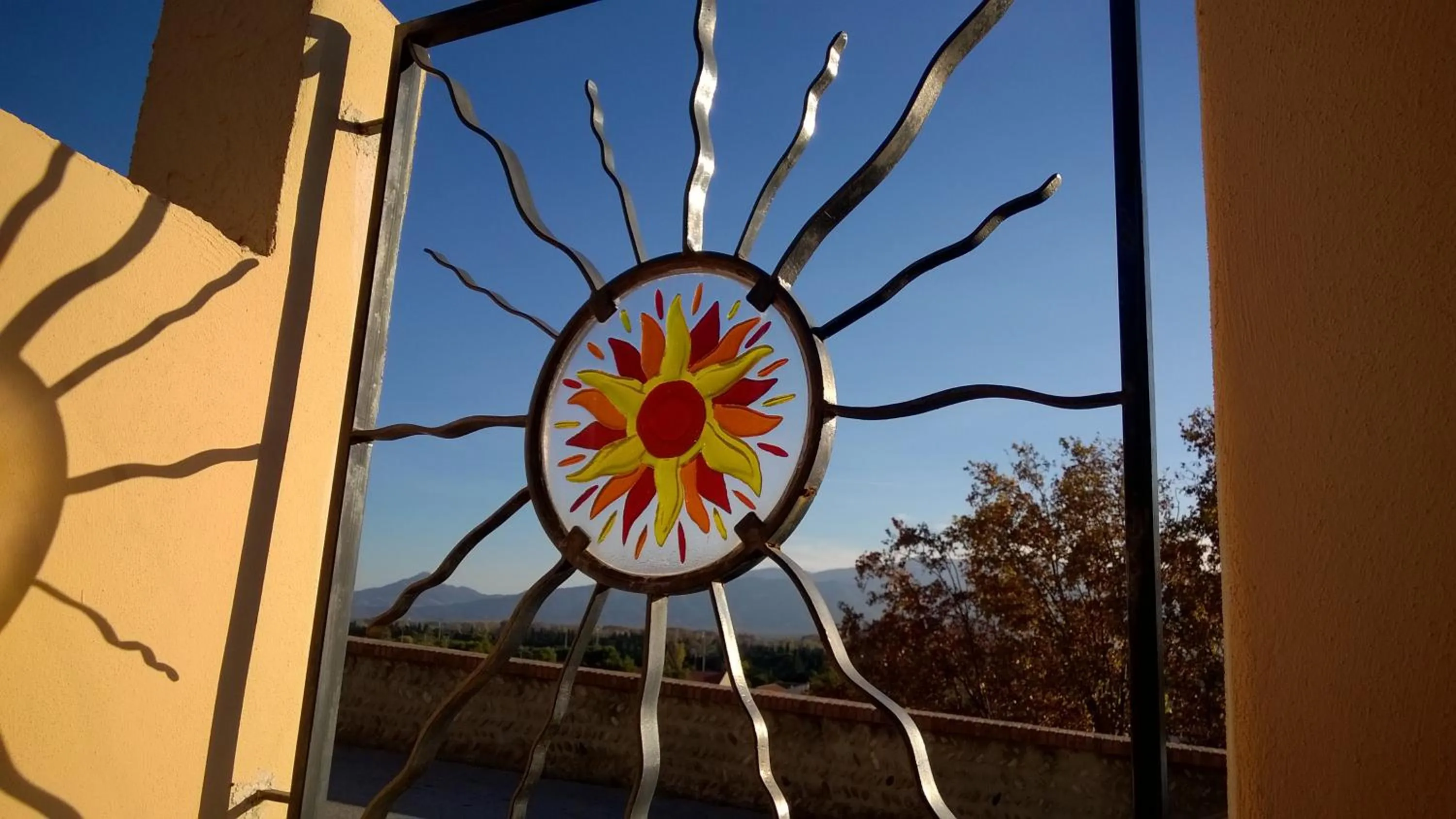 Day in Logis Hotel Restaurant Le Cara Sol