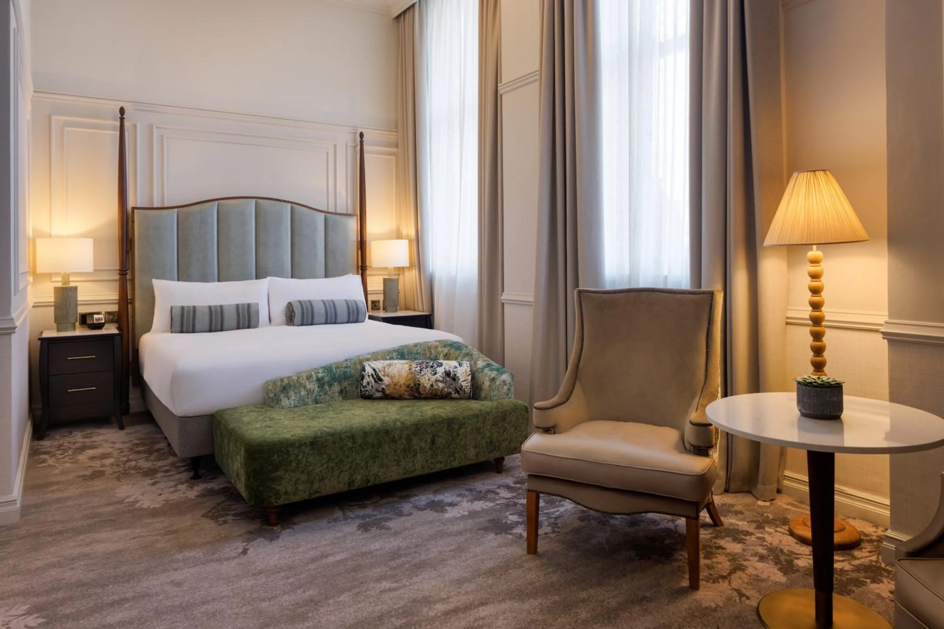 Bed in The Caledonian Edinburgh, Curio Collection by Hilton