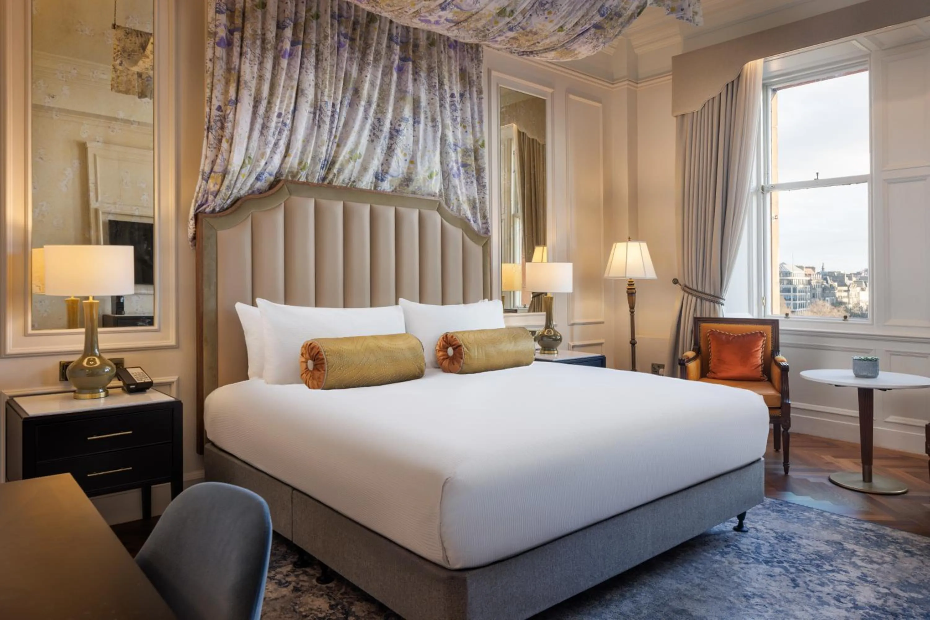 Bed in The Caledonian Edinburgh, Curio Collection by Hilton