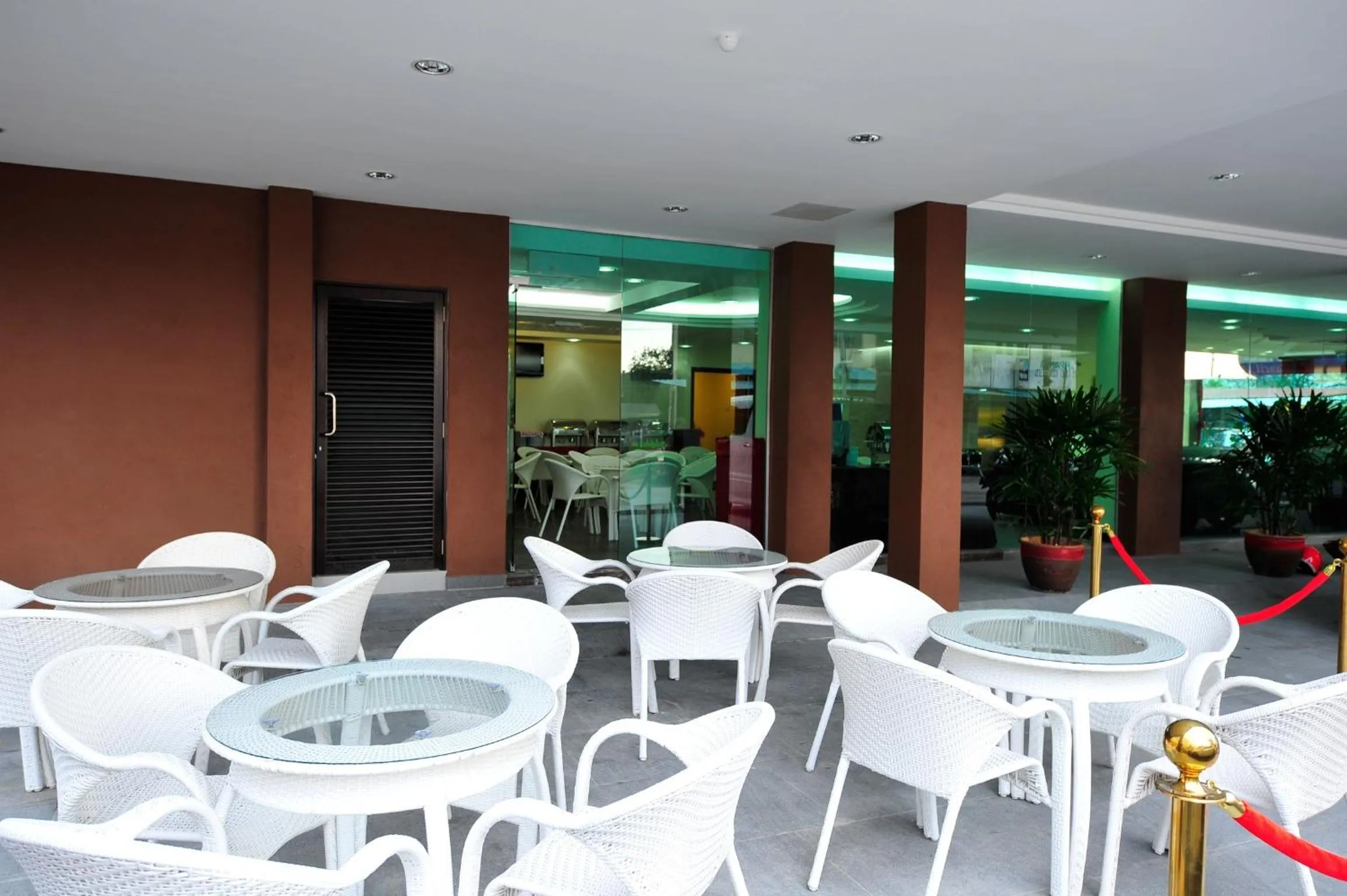 Dining area in Hallmark View Hotel