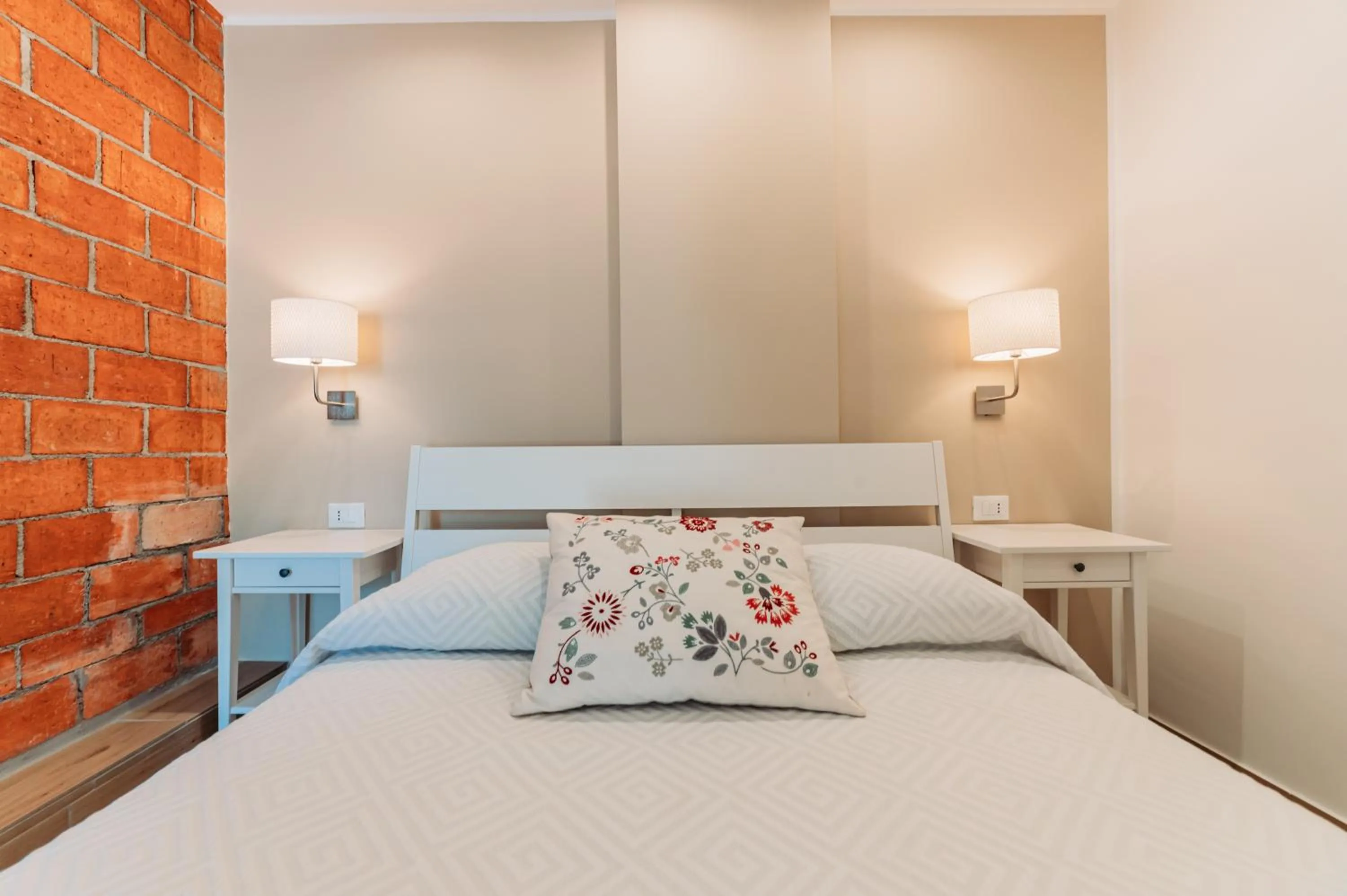 Photo of the whole room, Bed in B&B Casa al Vicolo 2