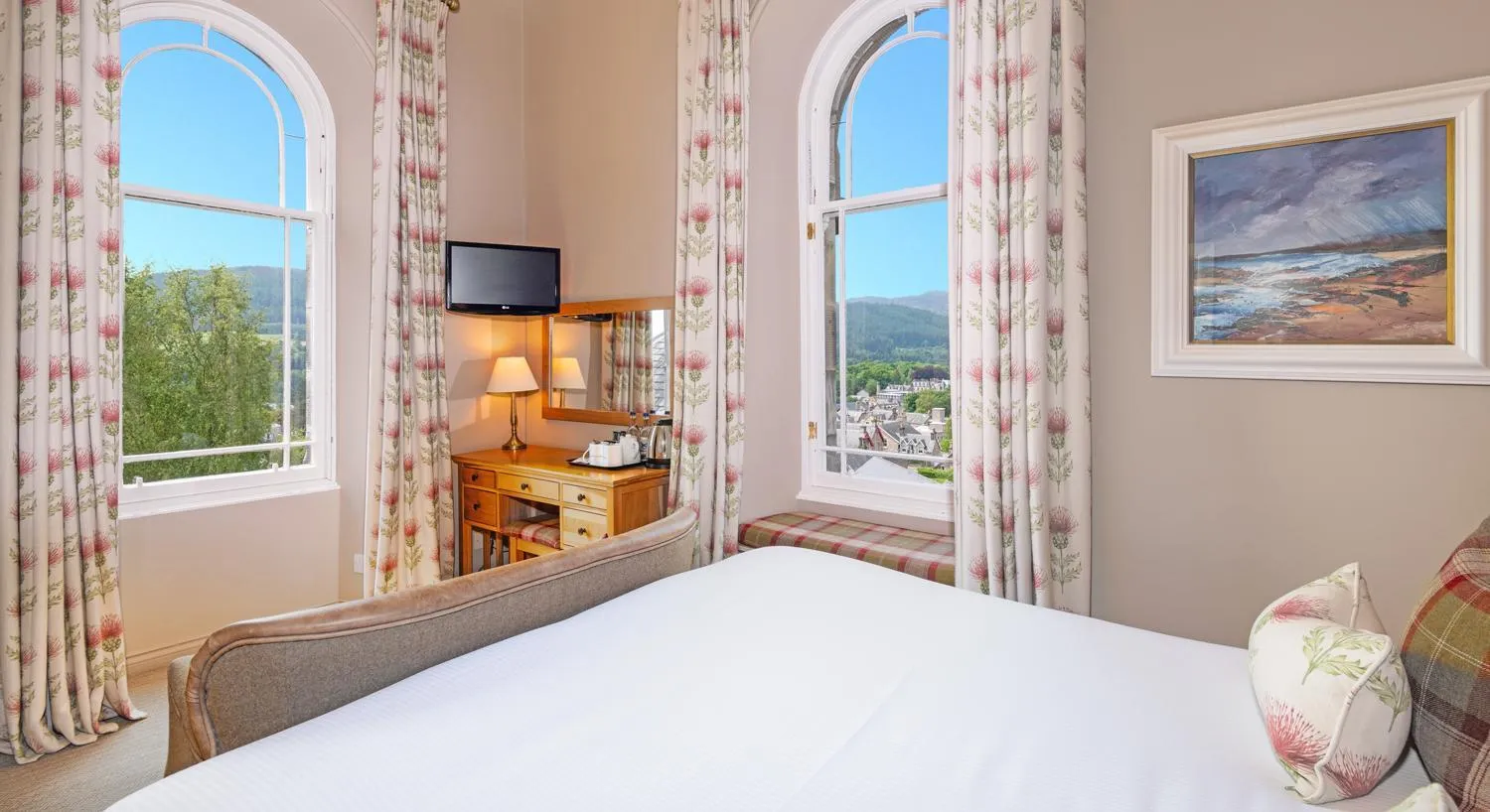 Photo of the whole room, Bed in Knockendarroch Hotel